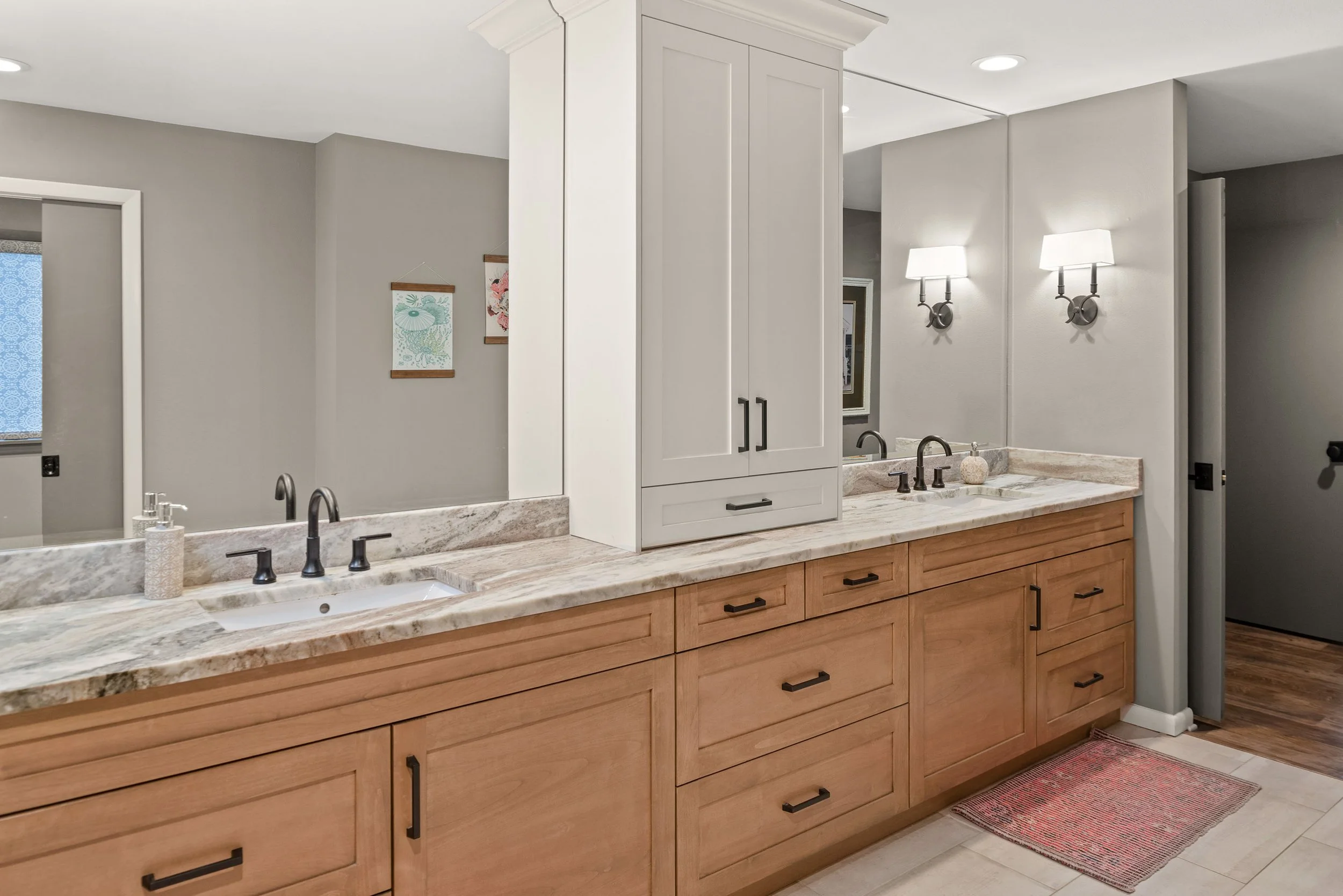 Double Bathroom Vanity Ideas for Your Tarpon Springs Remodel