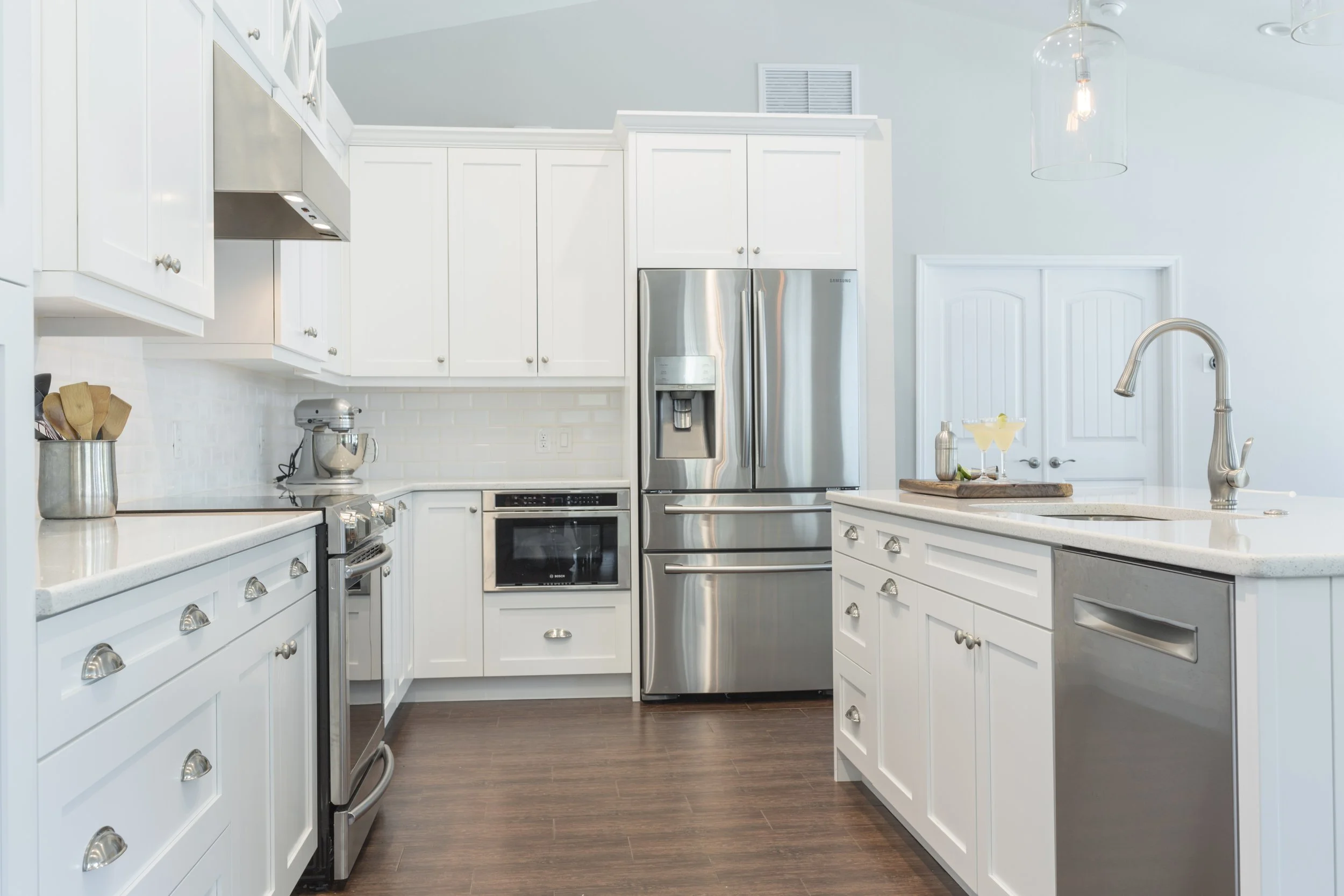 l-shaped kitchen in Clearwater FL with a sink in the Island