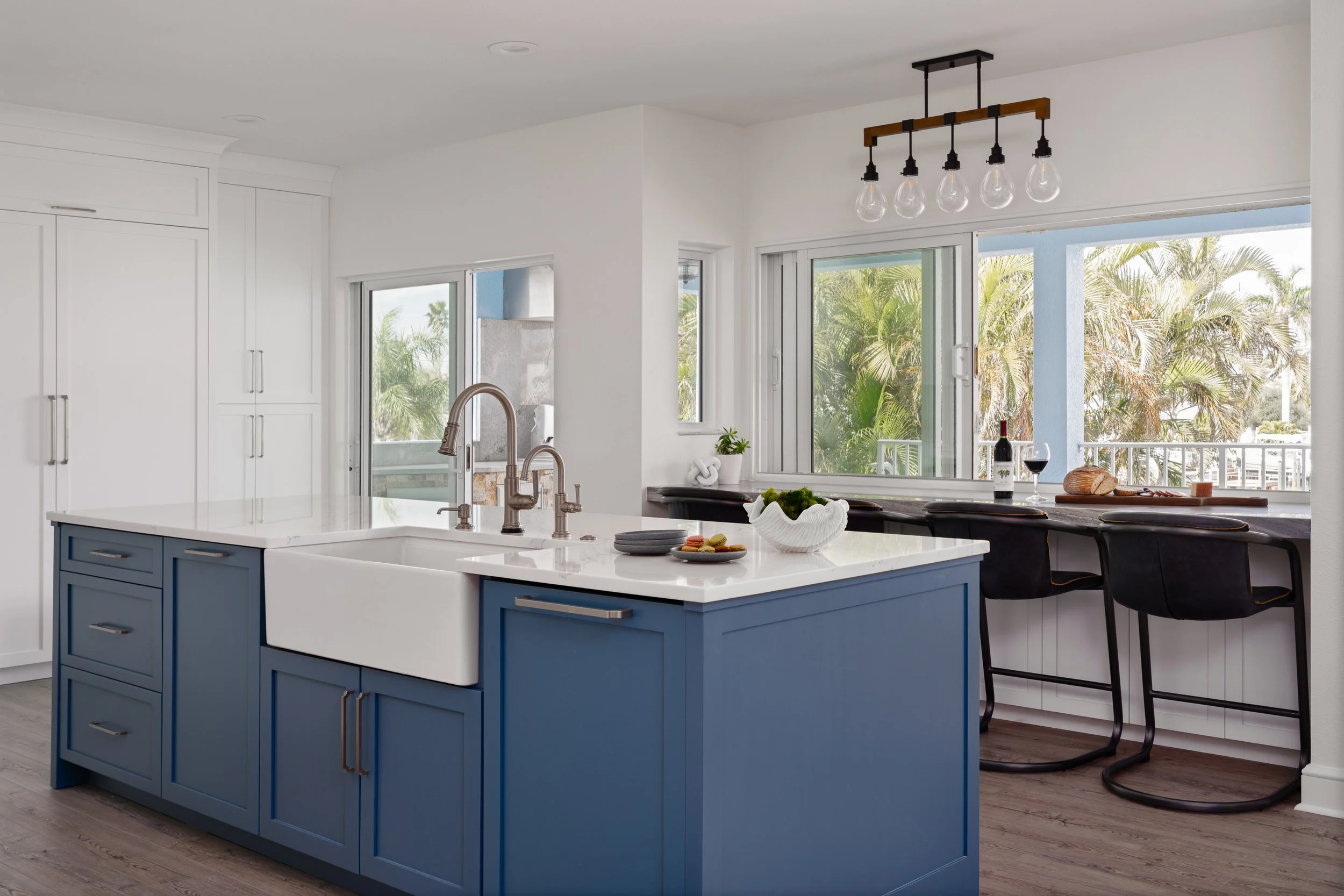 counter high bar as a dining nook with a view | Lindross Remodeling
