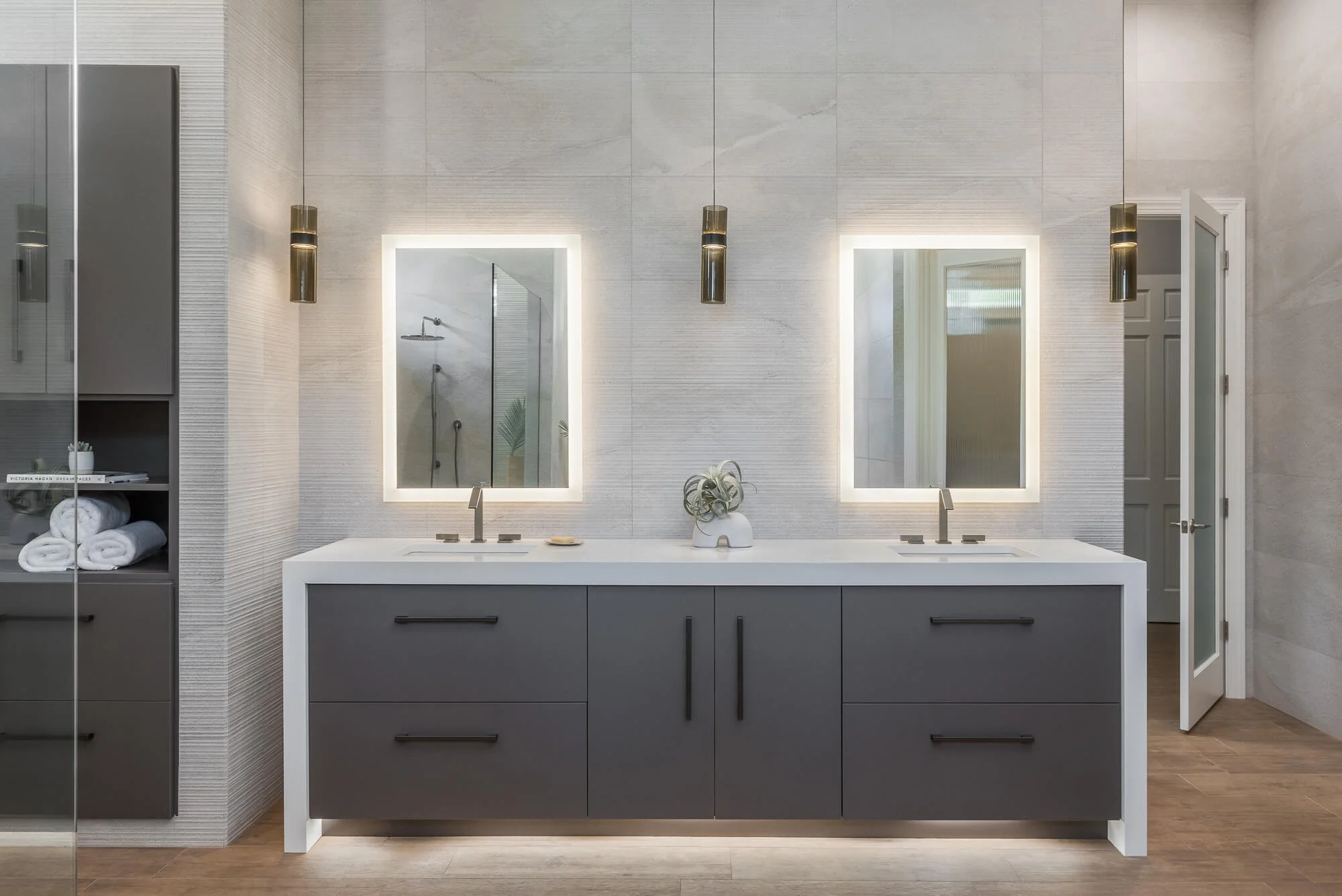 Master Bathroom Remodel in Tampa, FL — Lindross Remodeling