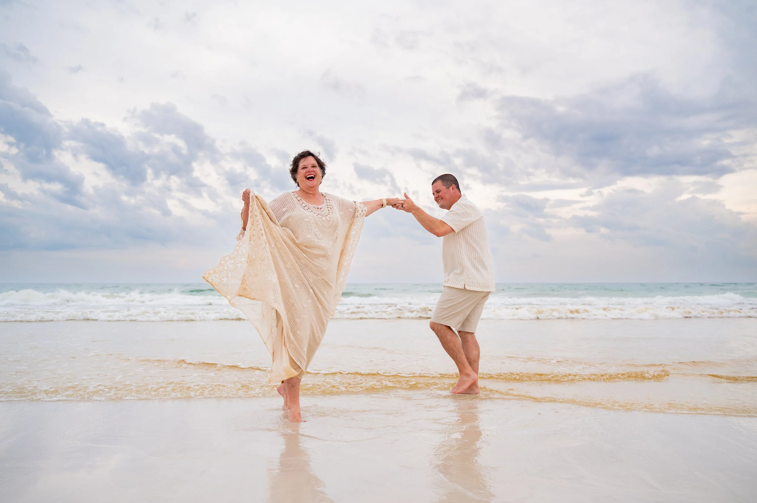 Deeanna Estell Destin Beach Family Photography.jpg