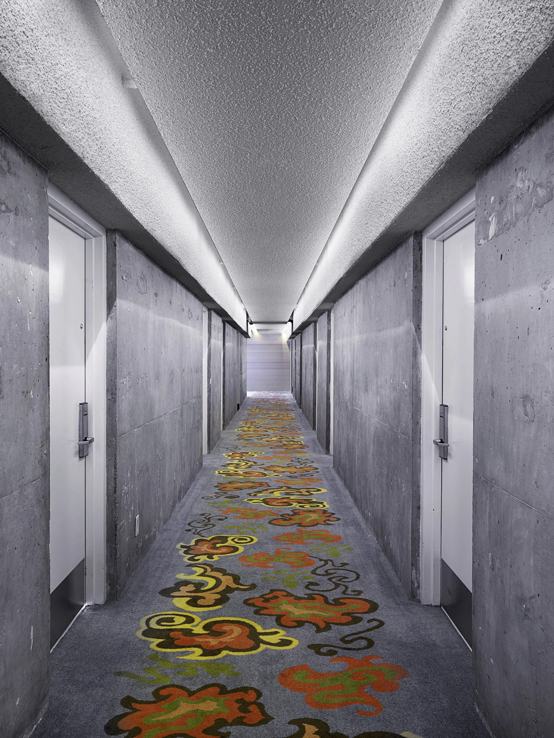 Deeannaestell_Line Hotel_Architecture Photography.jpg