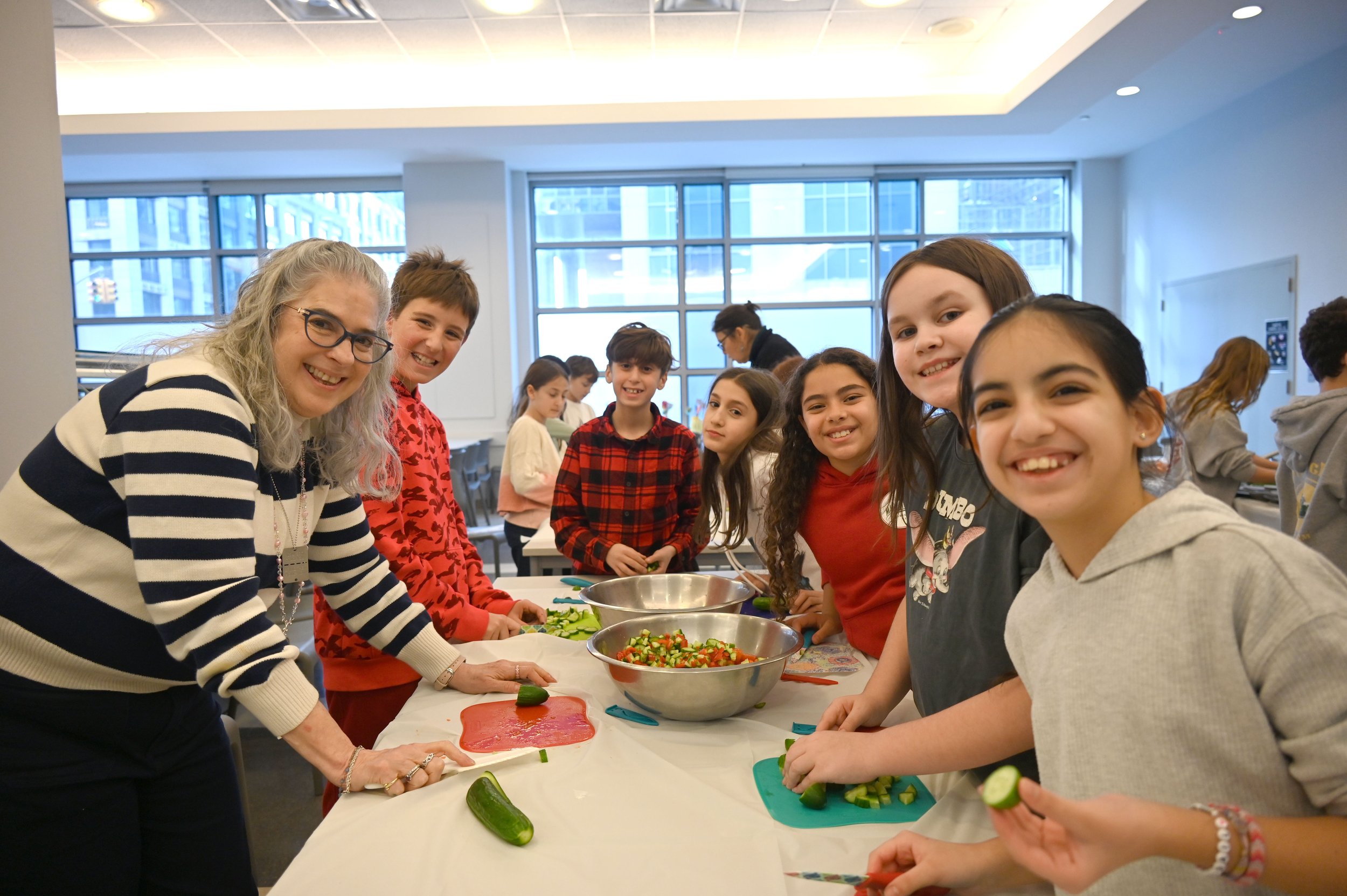 Grade 5 Prepares Meals For Local Community Fridge