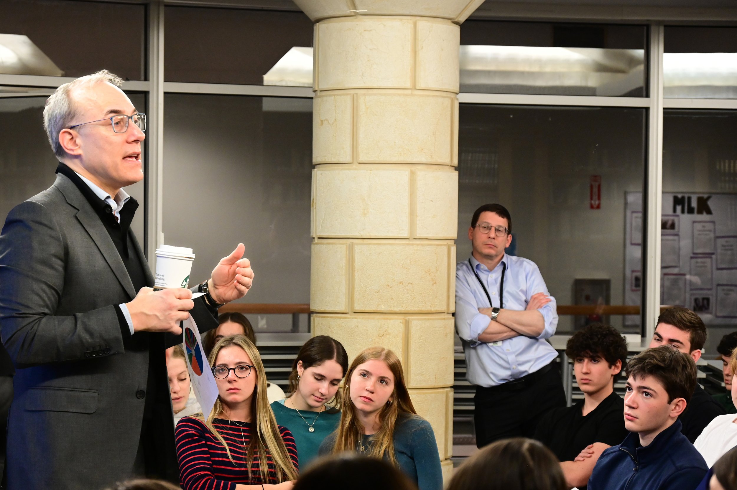Dan Senor Meets With Senior Knesset Simulation Class