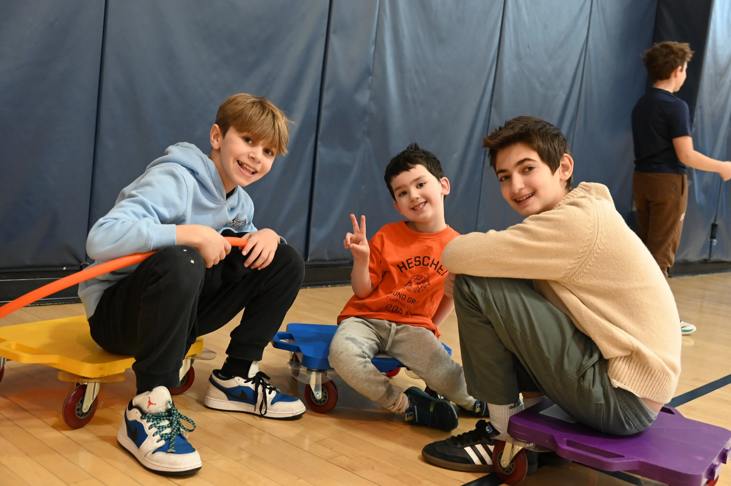 Grade 6 Has a Yom Sababa!