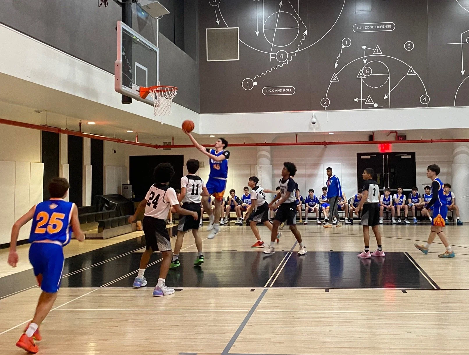 Grade 8 Boys Basketball Team Wins League Championship