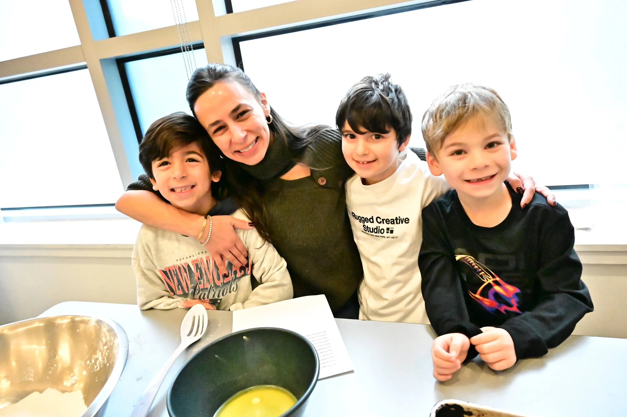Grade 2 Bakes Cookies for Goddard Community Center 
