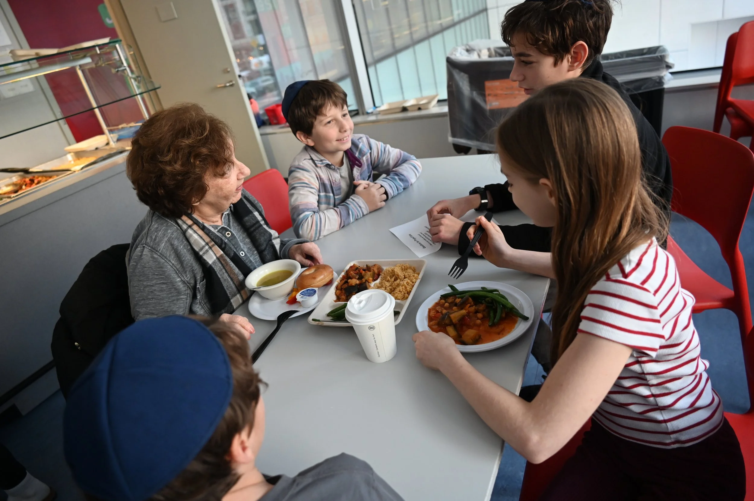 Grade 5 Welcomes Project Ezra For Lunch