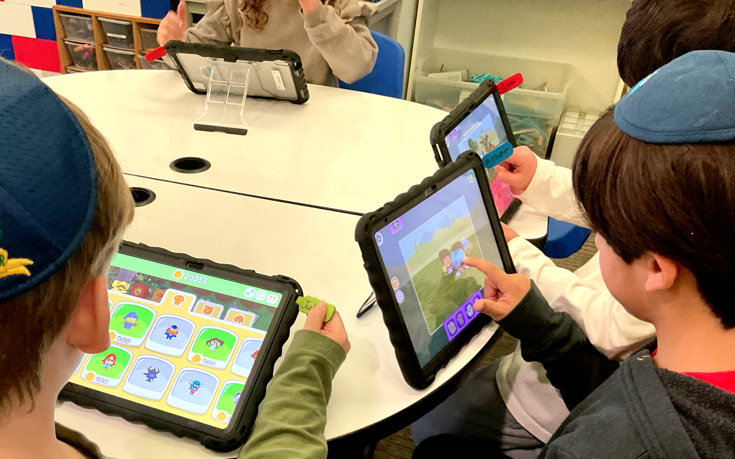 Grade 2 Gets Creative with CodeSpark