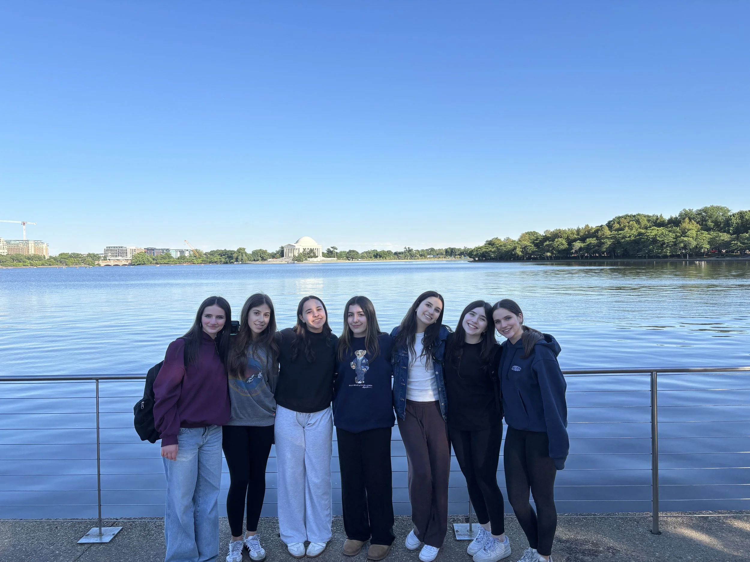 Grade 9 Heads to D.C.