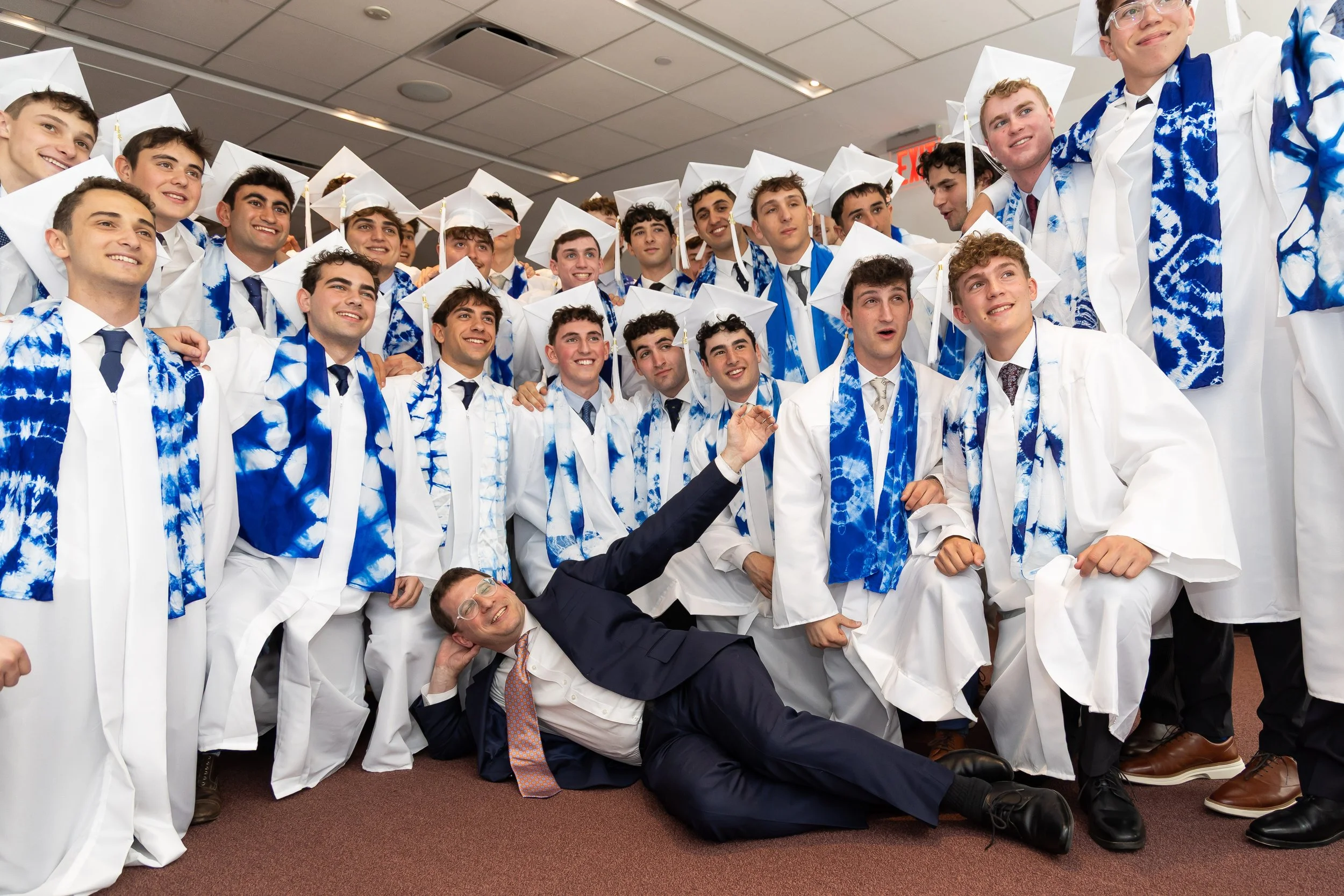 2006-HS-Graduation-7.JPG