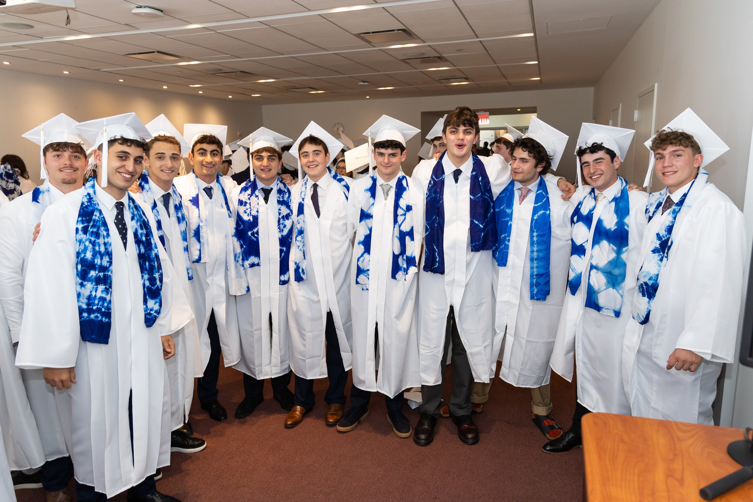 2006-HS-Graduation-19.JPG