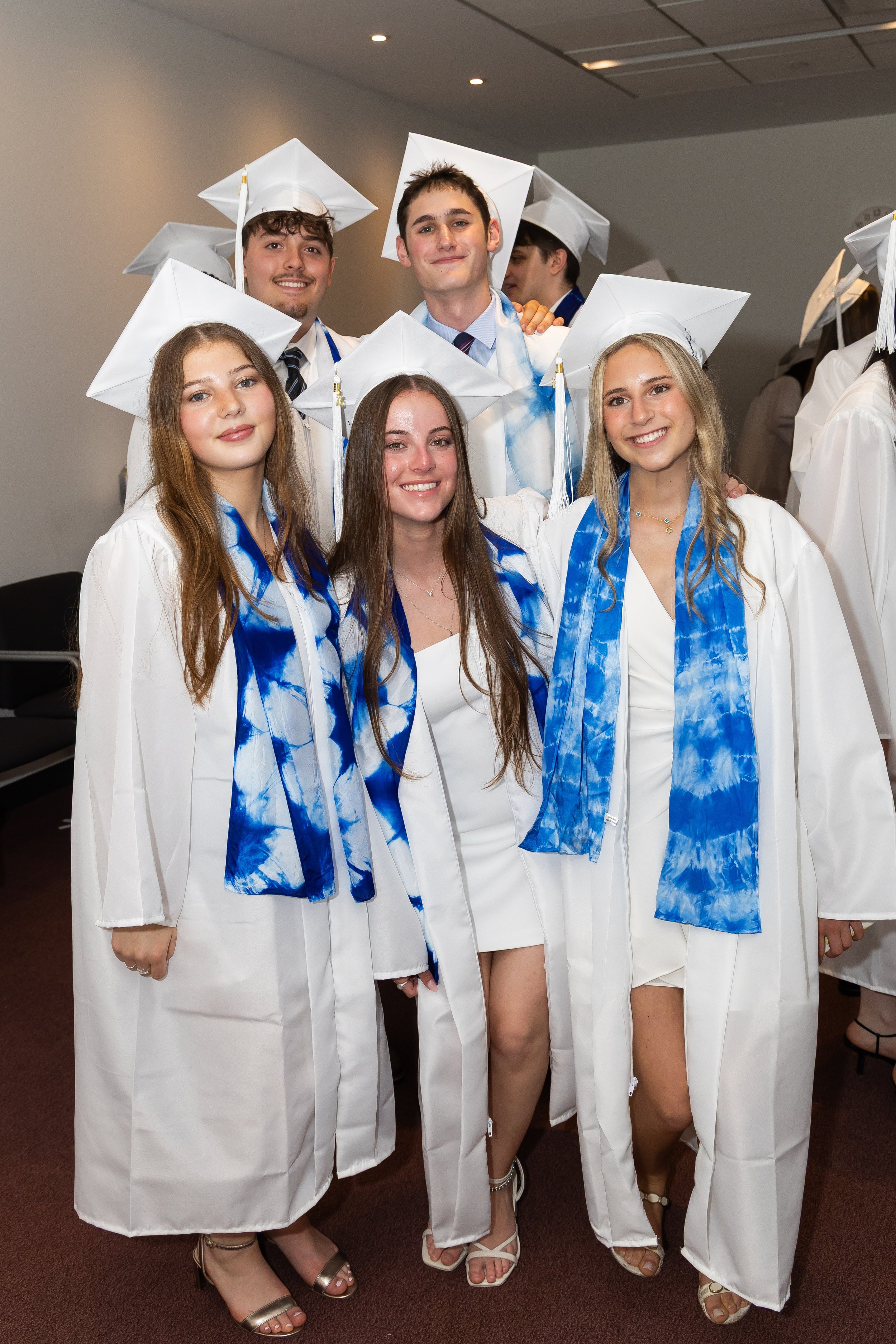 2006-HS-Graduation-25.JPG