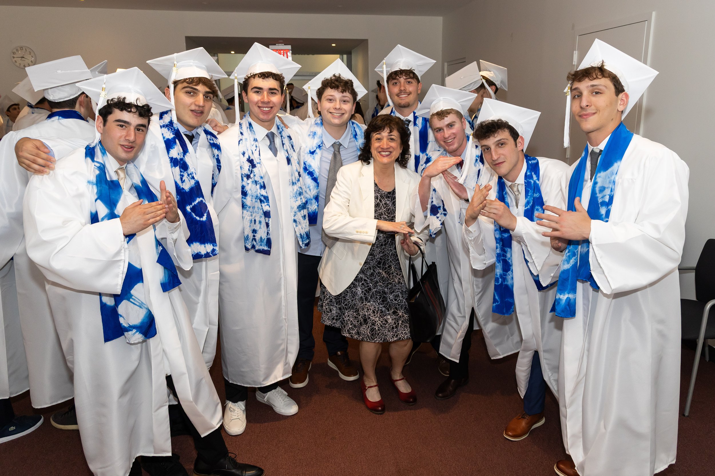 2006-HS-Graduation-56.JPG