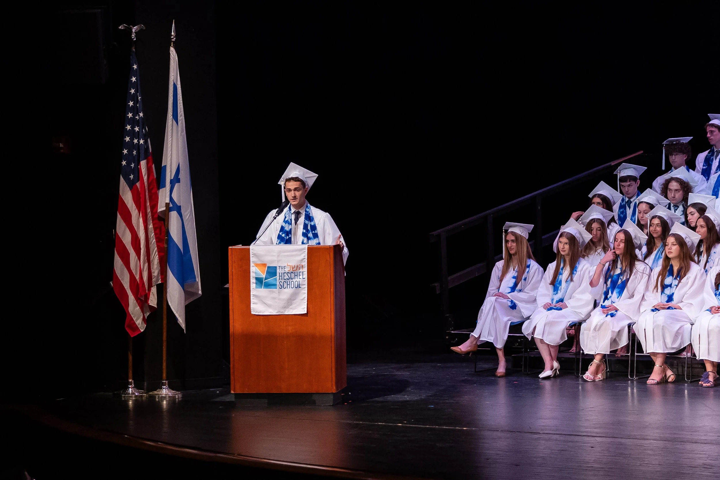 2006-HS-Graduation-170.JPG