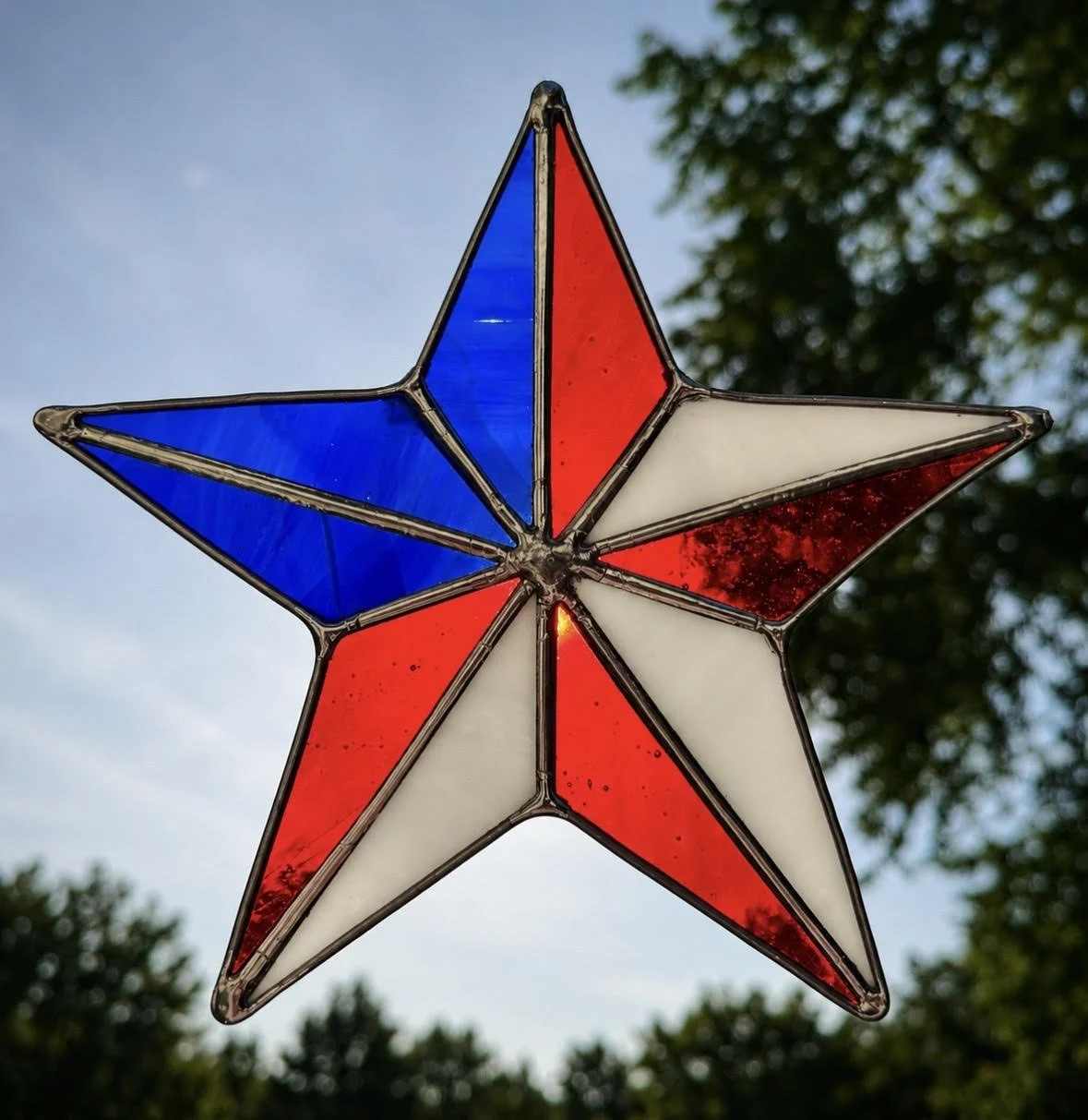 Summer Stained Glass Suncatcher Workshop with Nancy