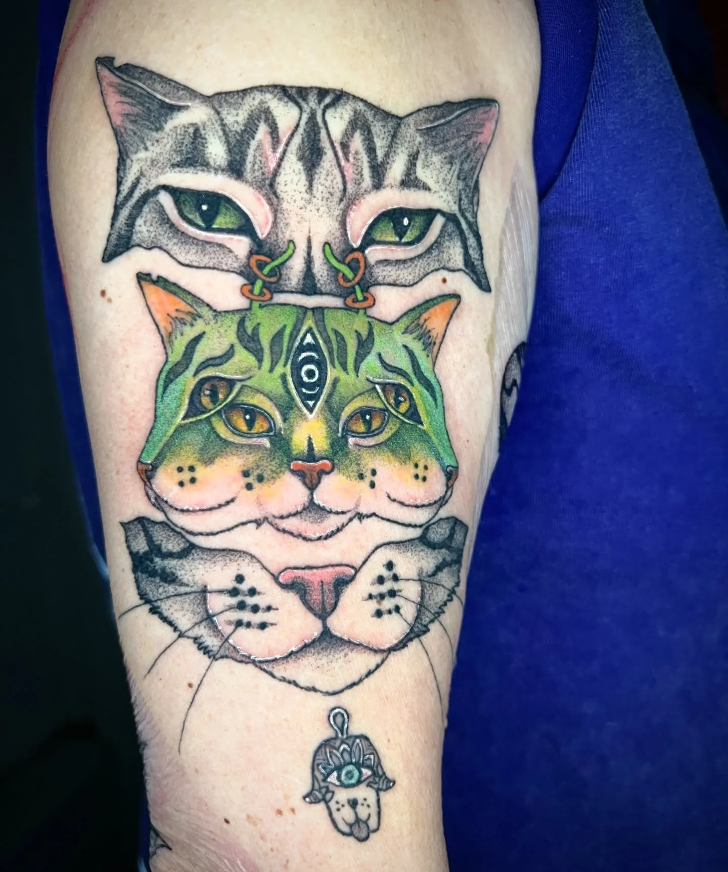 𝐼𝓃 𝓂𝑒𝓂𝑜𝓇𝓎 𝑜𝒻 𝓈𝓌𝑒𝑒𝓉 𝒜𝓇𝓉𝒽𝓊𝓇 🐾

A memorial tattoo Pata style ✨ the best thing about it is that my client actually came up with the idea herself! Love that! Absolutely loved creating this piece. So special on so many levels. Thank y