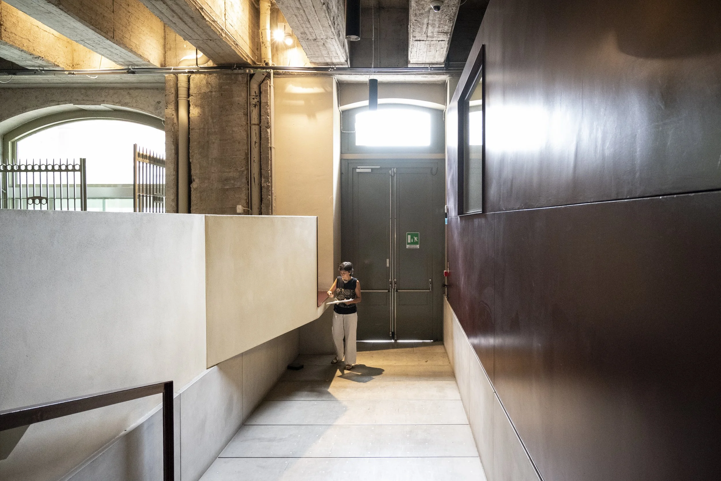 Works / Enrico Miglietta is collaborating with Annalisa de Curtis on the project for new internal vestibules for the Shoah Memorial of Milan