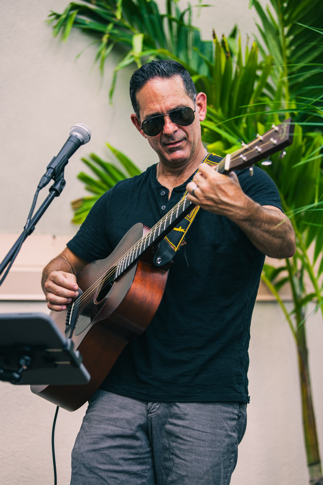 Live Music: John Praino