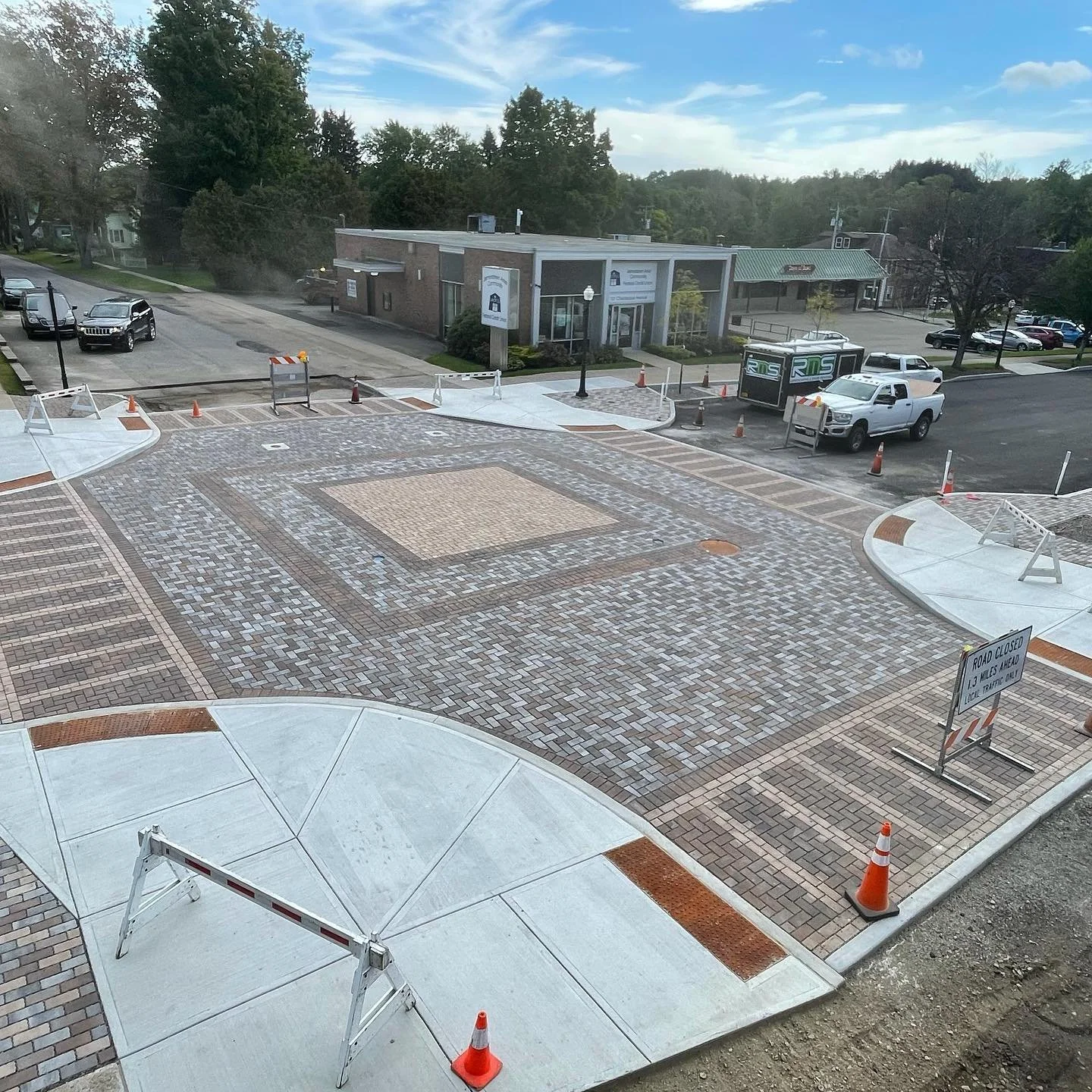 Third street intersection is a wrap. This intersection will re-open tomorrow morning. @belgardoutdoorliving @oldcastleinc