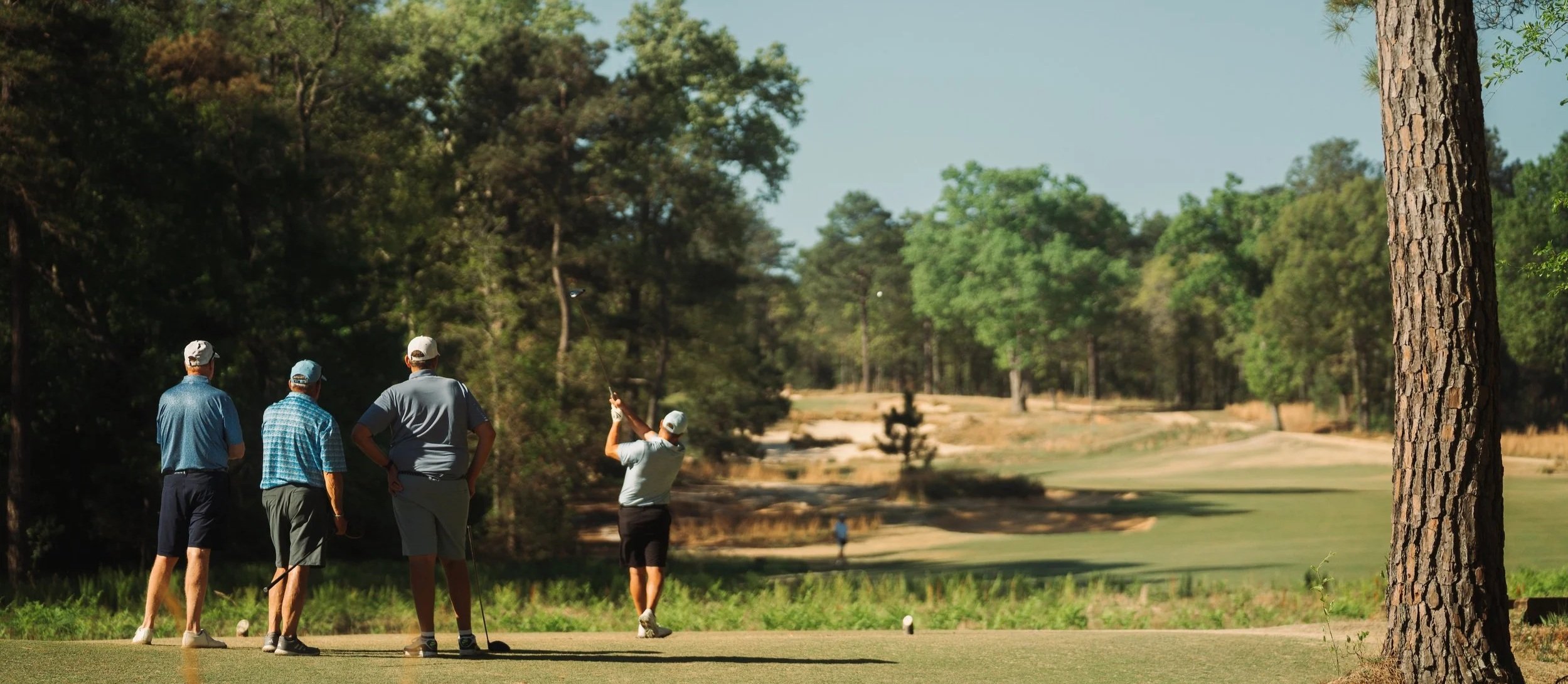Group on course at Dormie Club