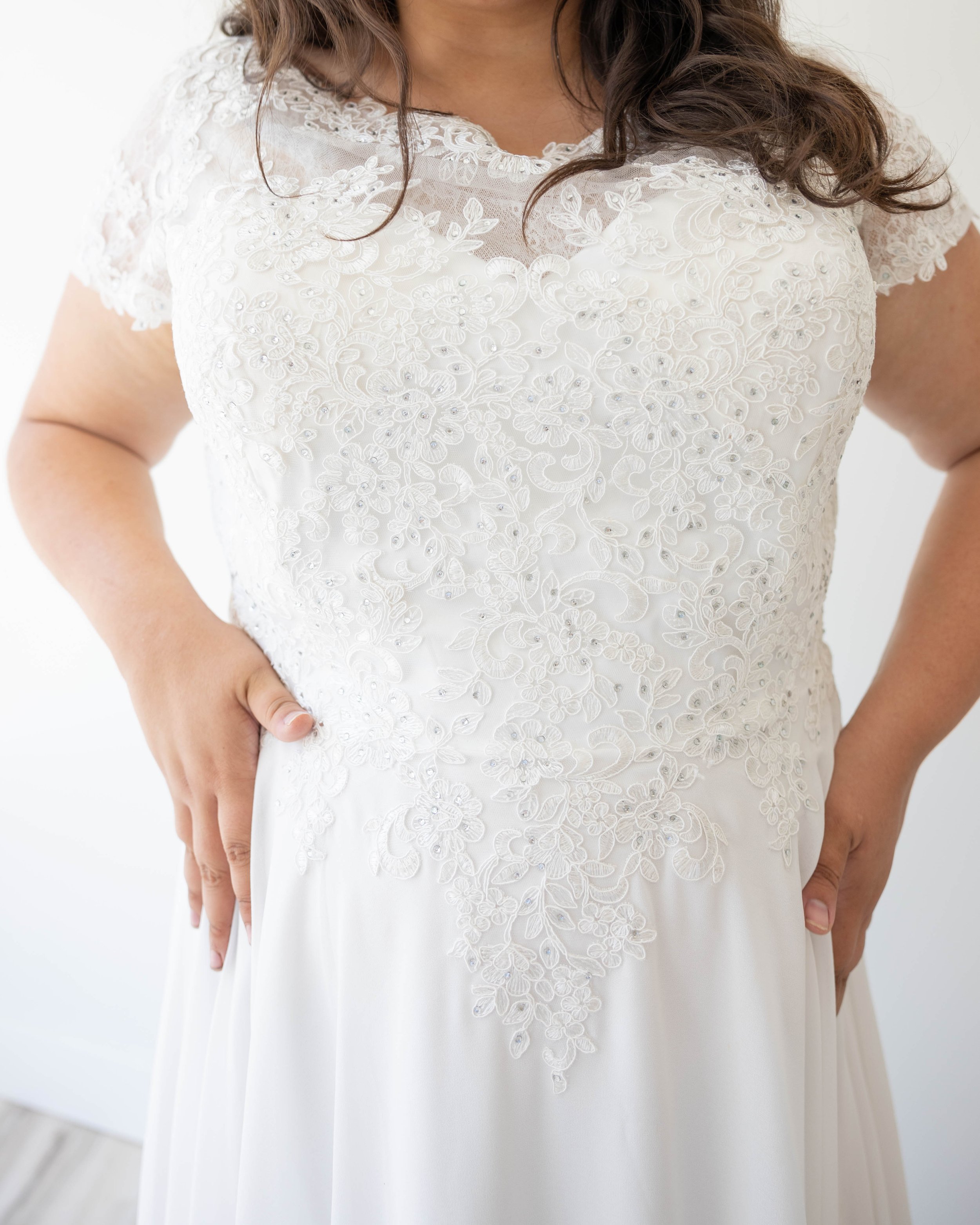 MARIAHS BRIDAL-2324.jpg