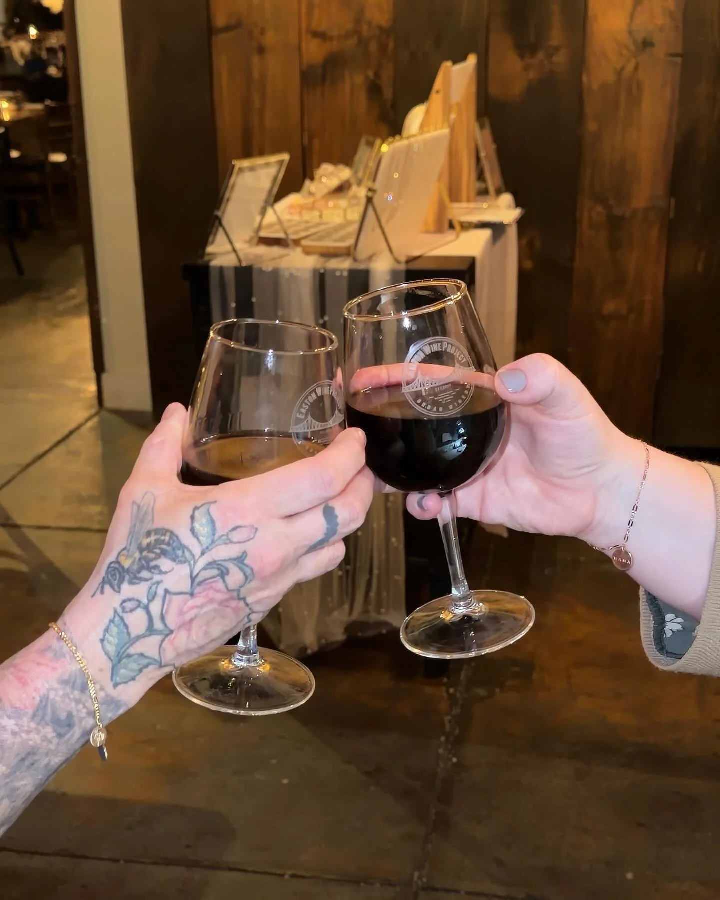 We had so much fun last night at EWP creating the prettiest pieces for everyone who came out 🥂 You guys really brought the creativity, can&rsquo;t wait to keep sharing everything we sparked ✨ @eastonwineproject we&rsquo;ll be back real soon 😘