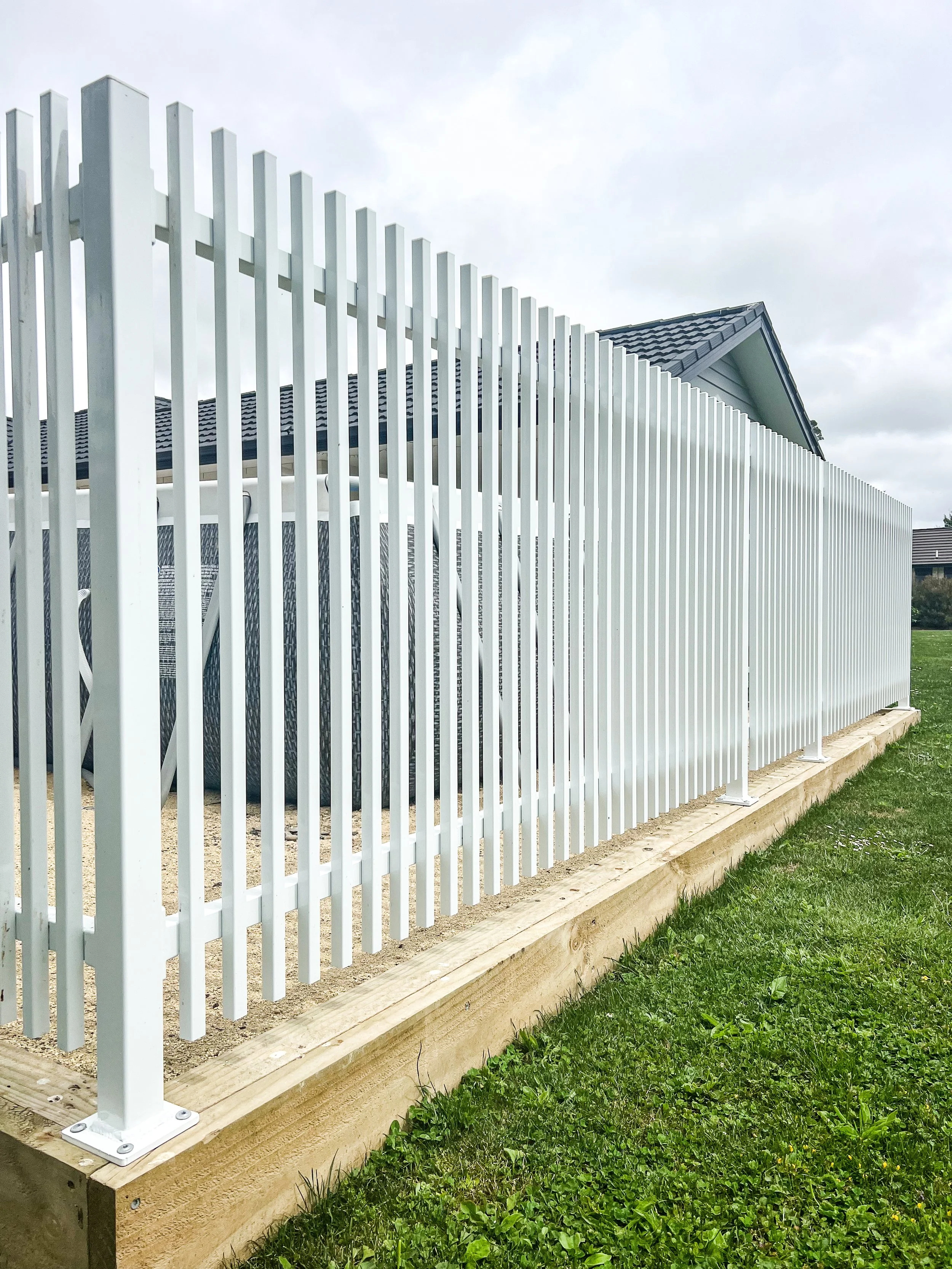 Aluminium pool fencing in Levin