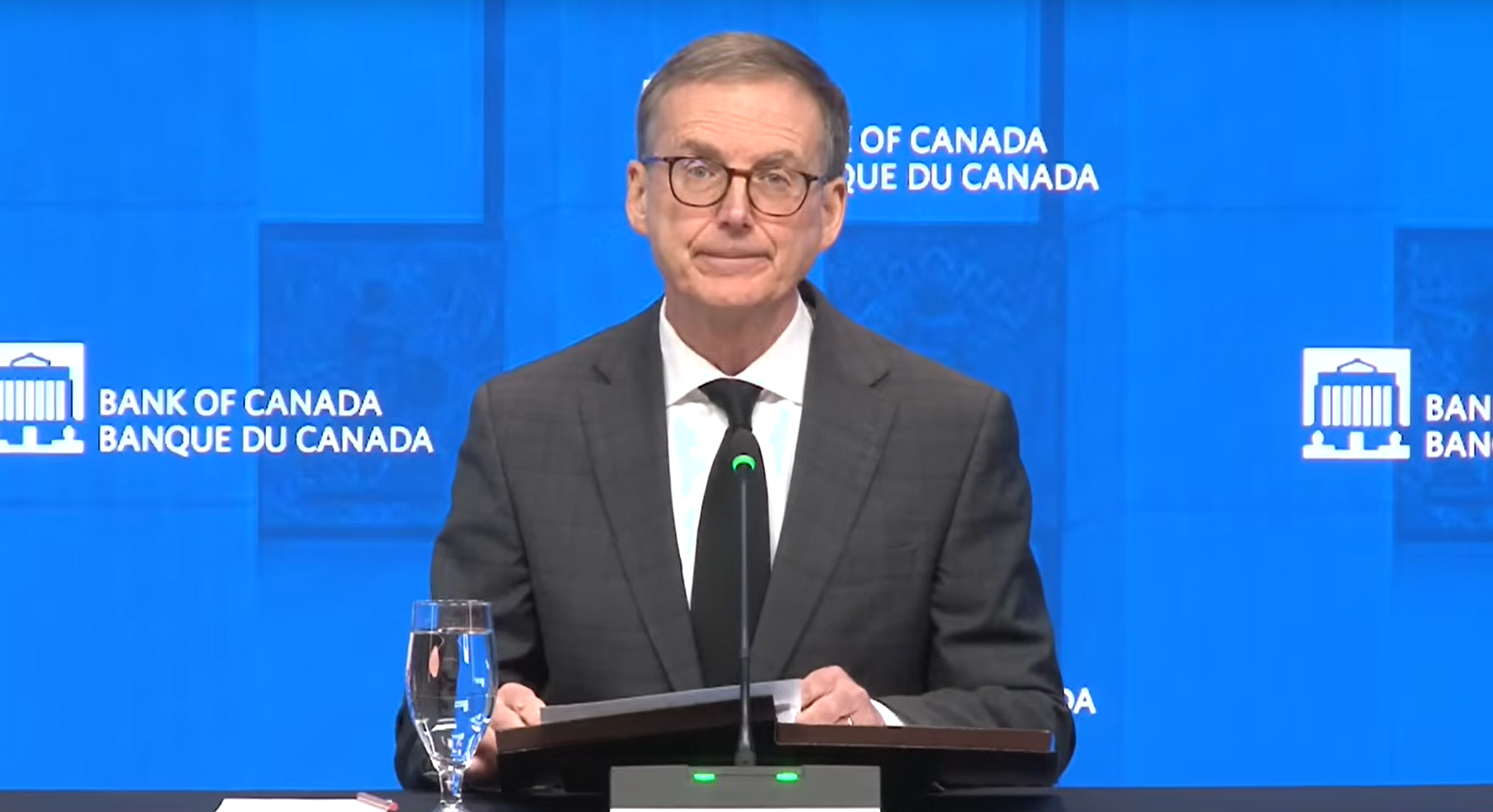 Bank of Canada opens door to lower interest-rate setting as U.S.-driven economic turmoil mounts