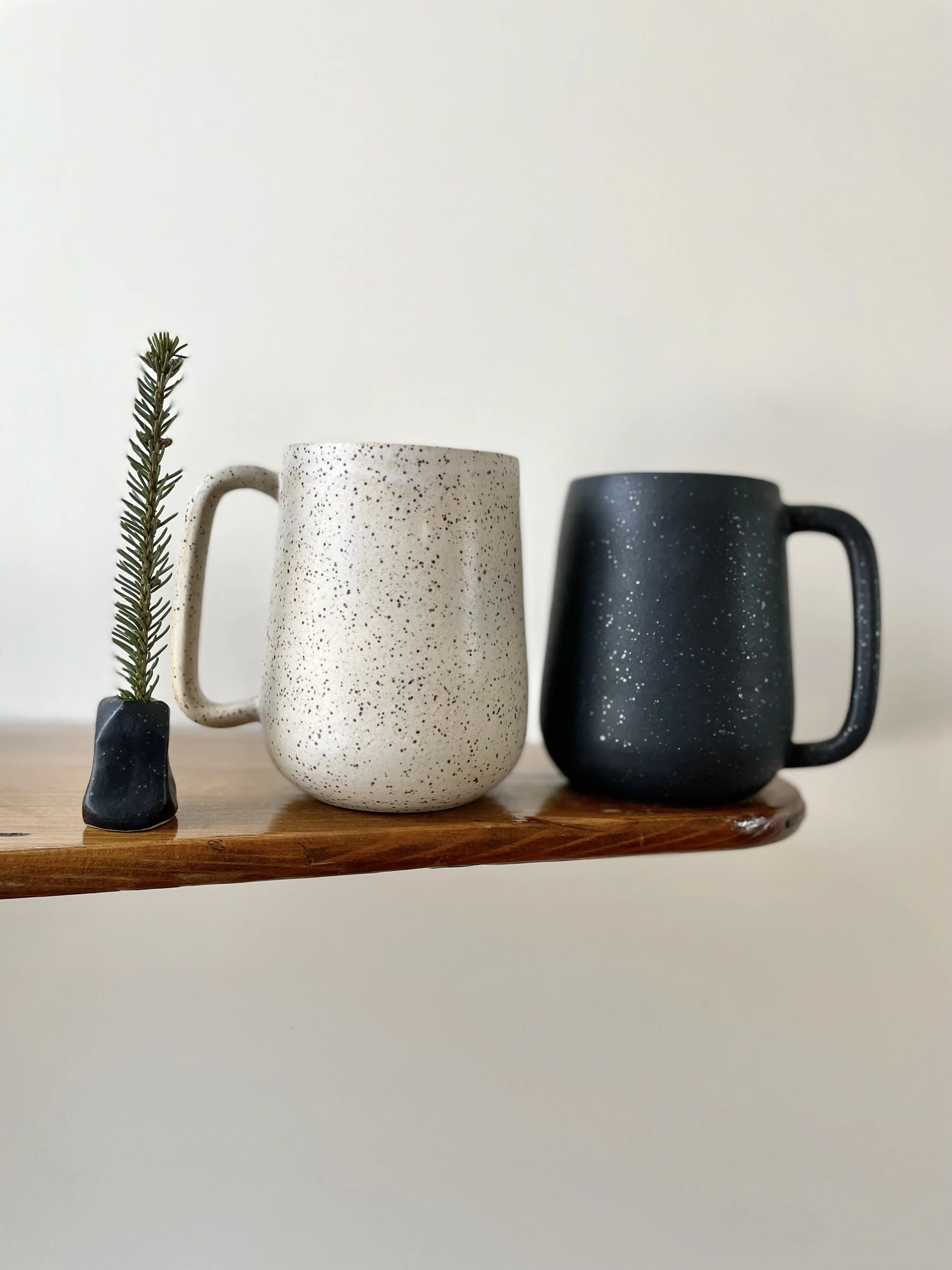 Pear shaped Mug in matte