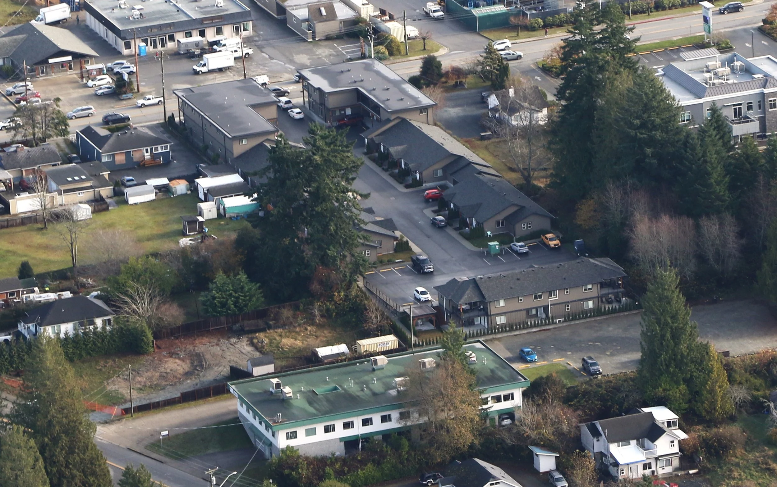 4747 Joyce Ave -7.JPG