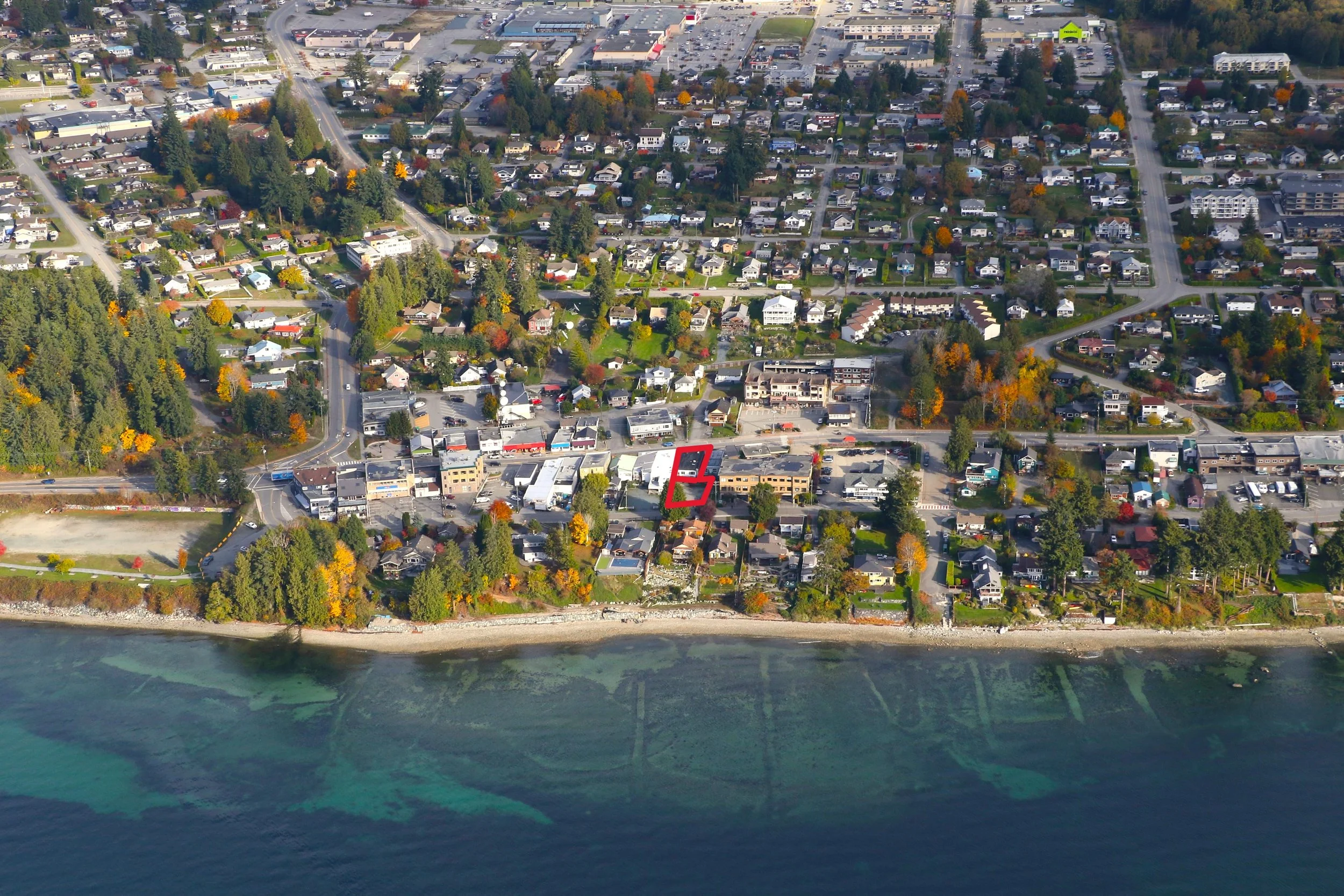 Aerial with boundaries.JPG