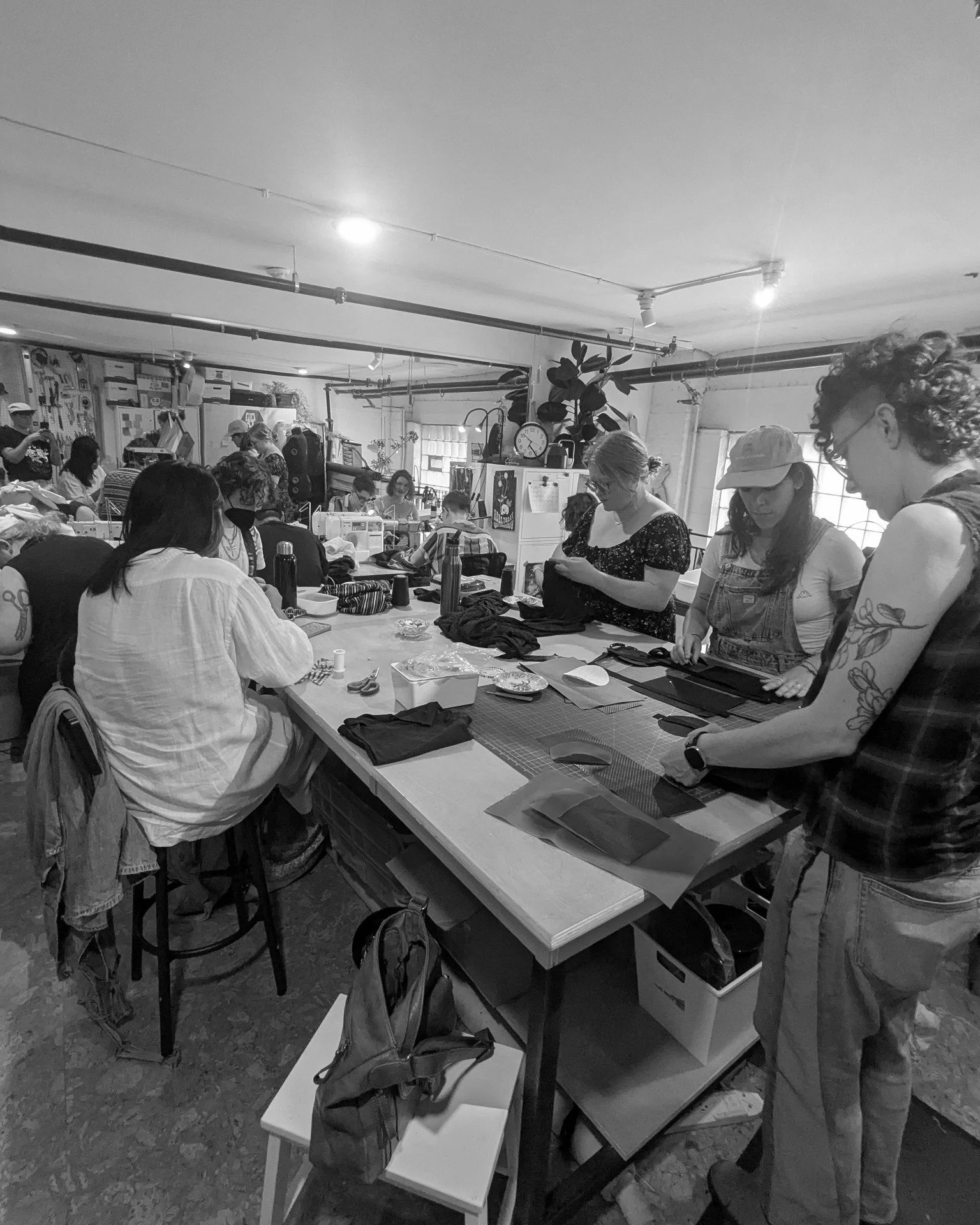 Why not learn to sew? Bring your friends too!! 

Challenge yourself this summer by learning a new skill. And why not drag your friends in with you ;) 

Do you have a craft or sewing group with your pals? Take a lesson, learn a new trick and then show