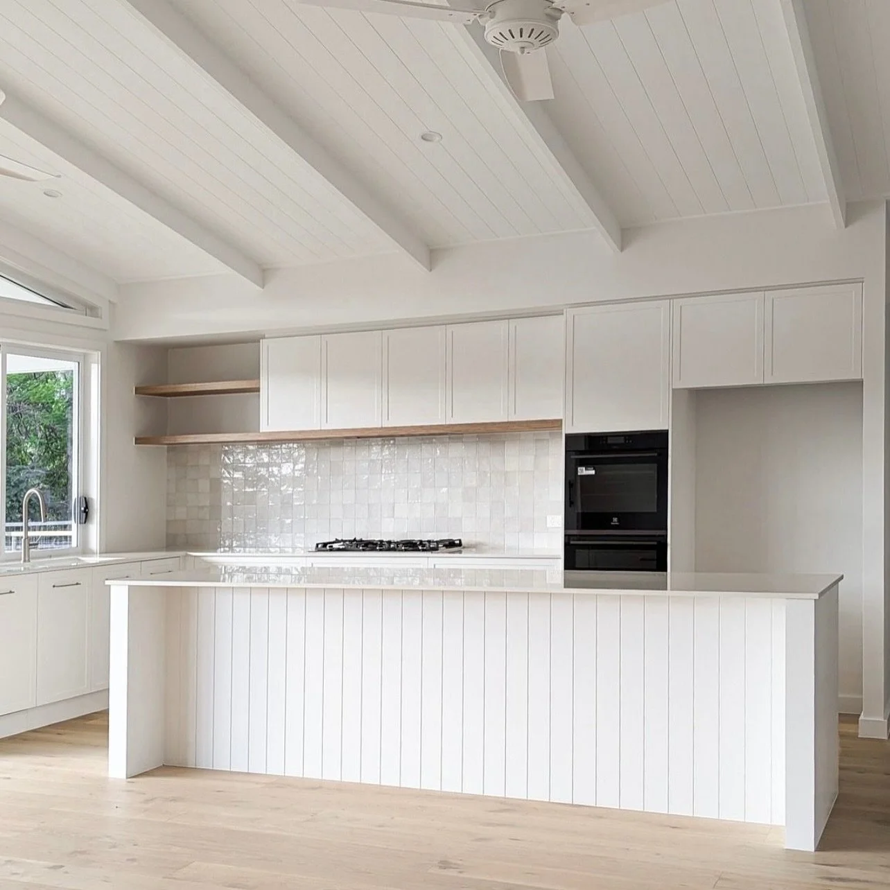 Gone are the days of bulky, standard-issue hoods that dominate the room and clash with your cabinetry.

At Niche, we design custom range hood surrounds that seamlessly integrate into your kitchen, tailored to your space, your style, and the way you w