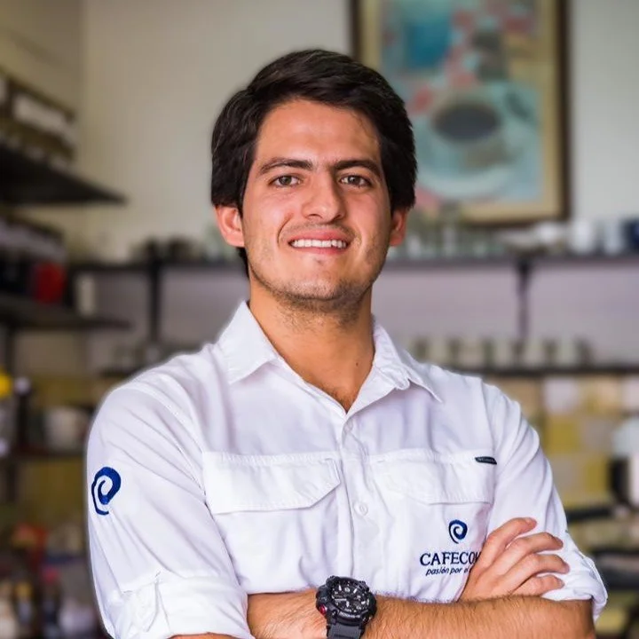 Jonathan Davila, Ecuador