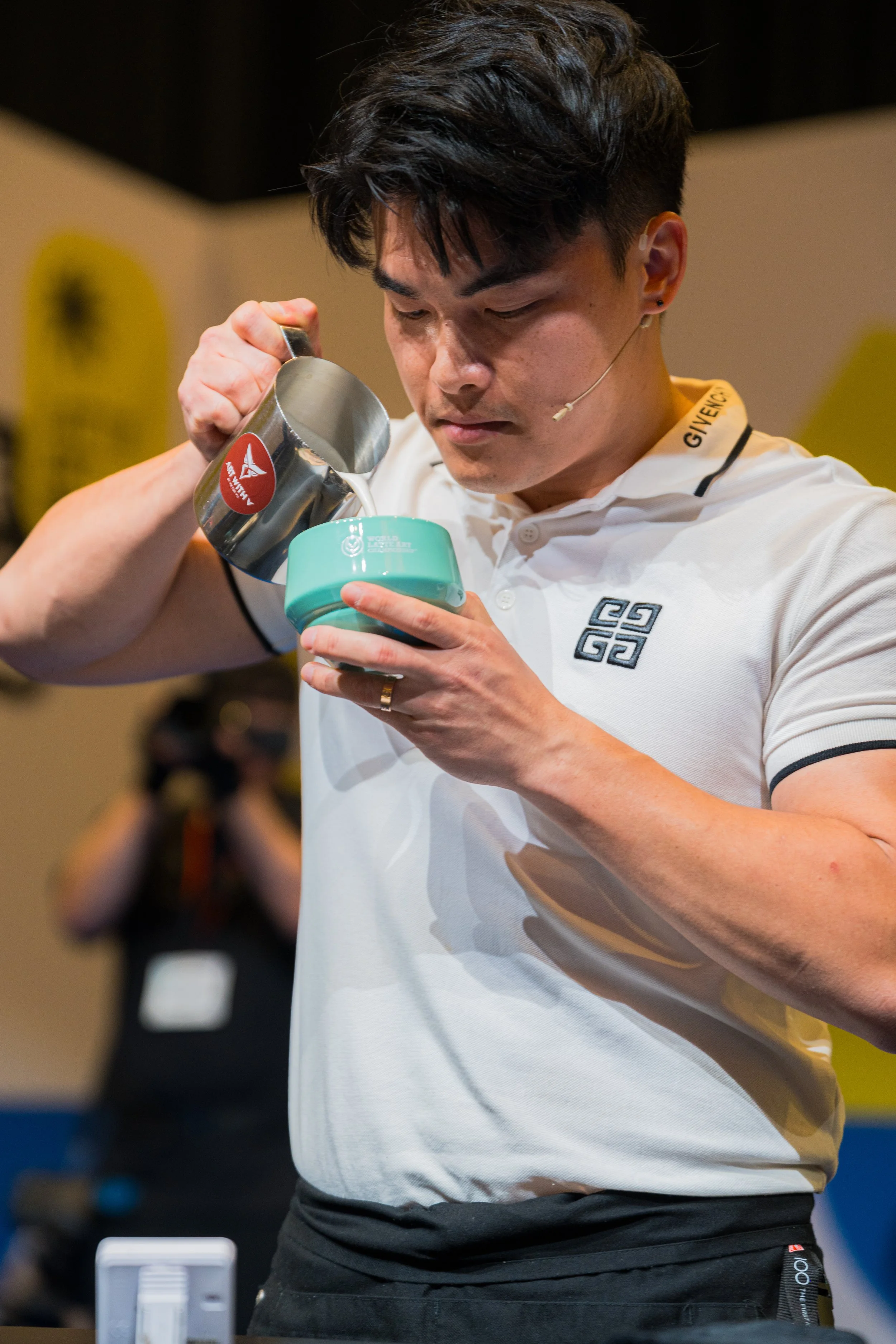 Victor VU, Australia