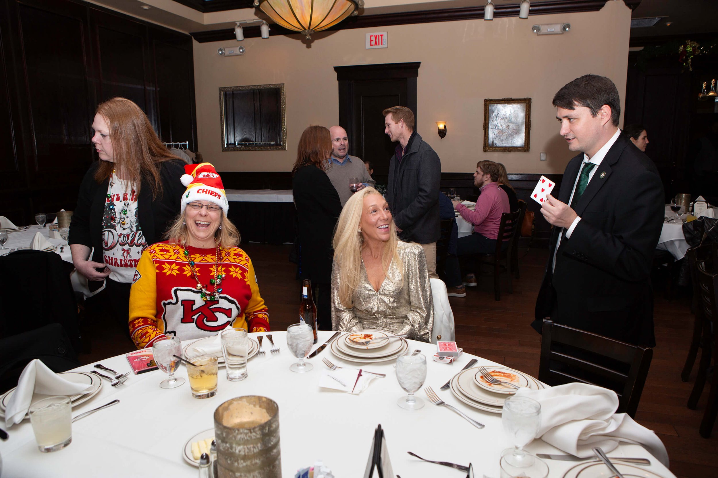 strolling close-up magician