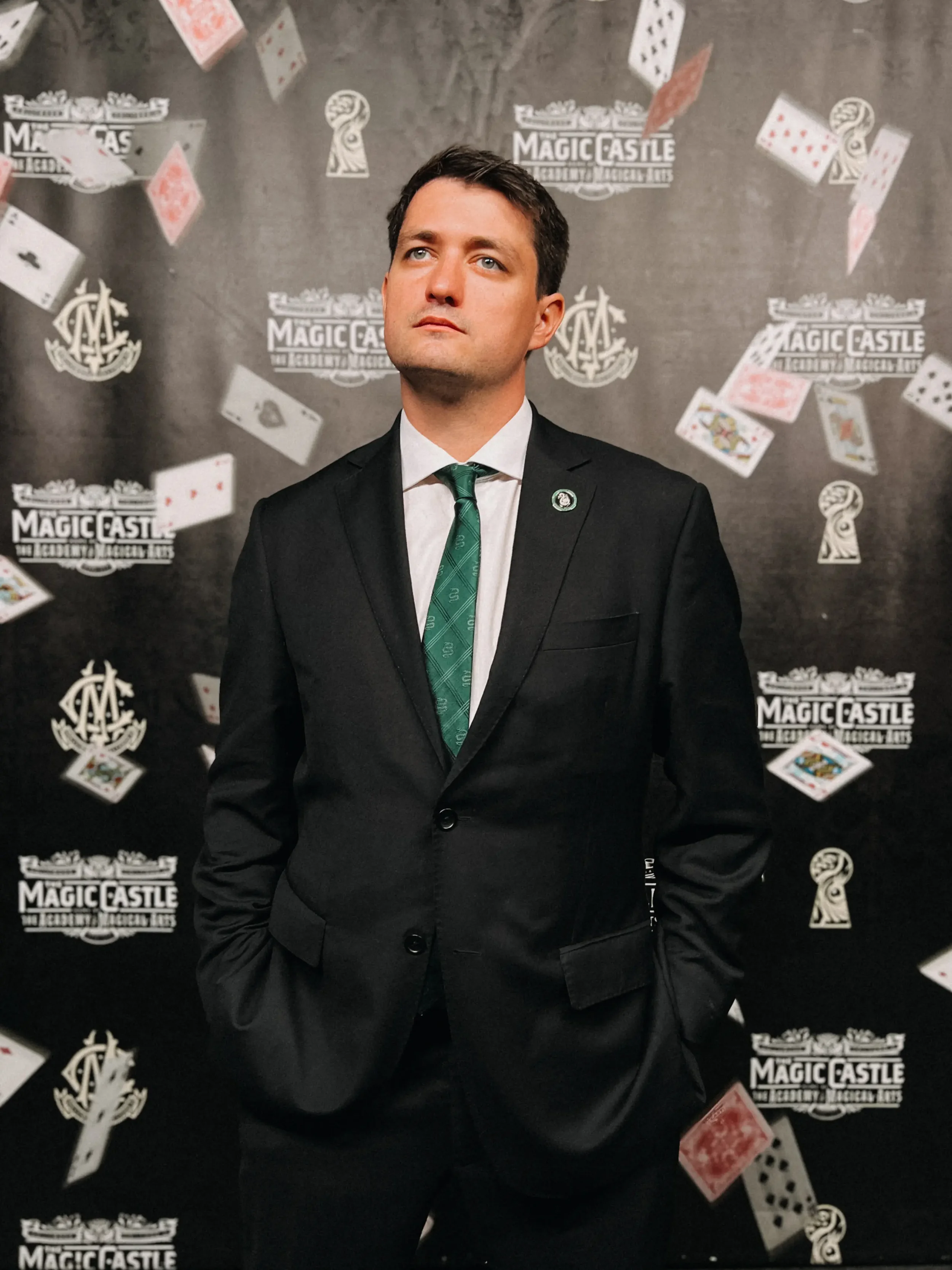 Magician in St Louis Josh Weidner