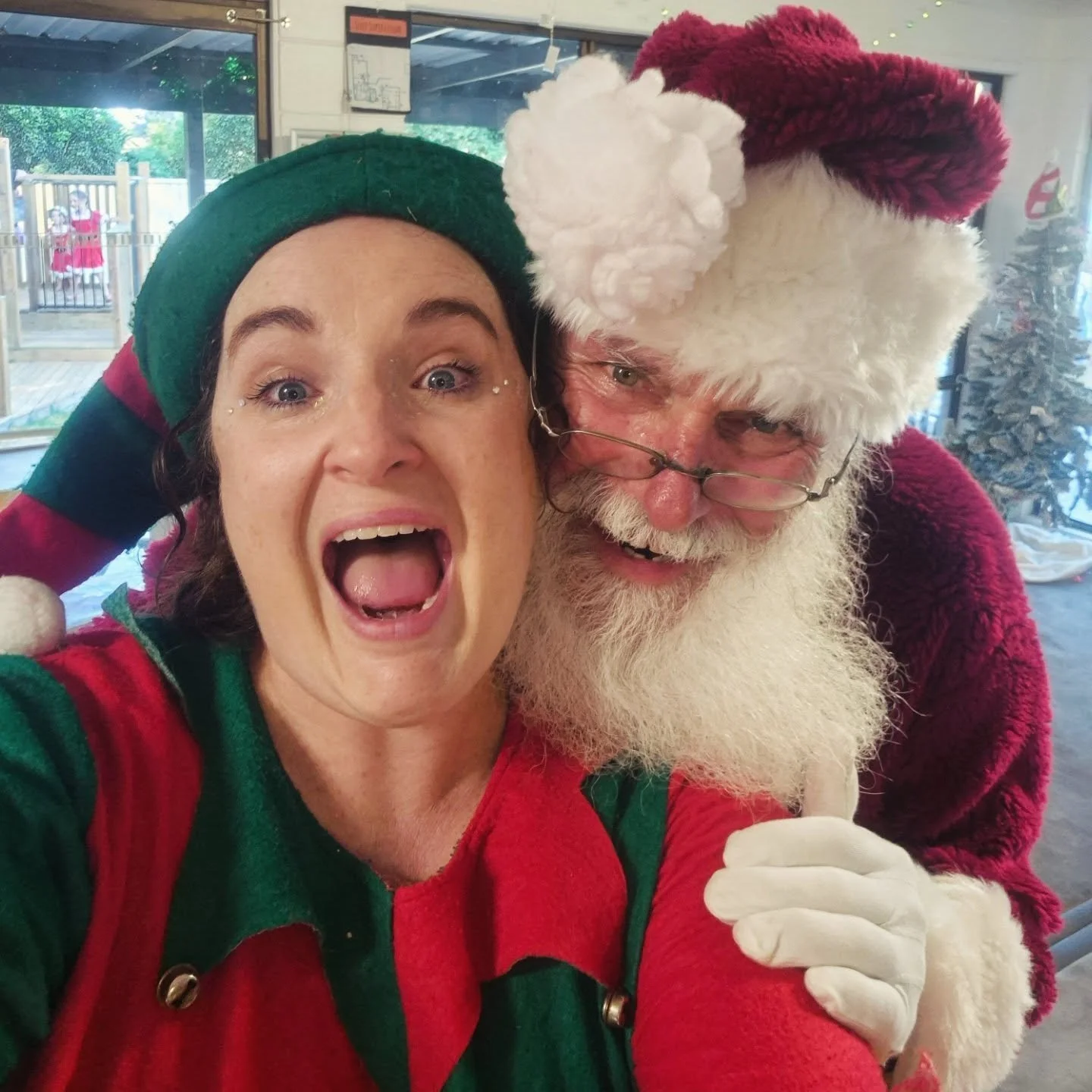 Santa Elfie Selfie ✨️🎅🏻🤳 🧑🏻&zwj;🎄✨️

#merrychristmaseverybody
