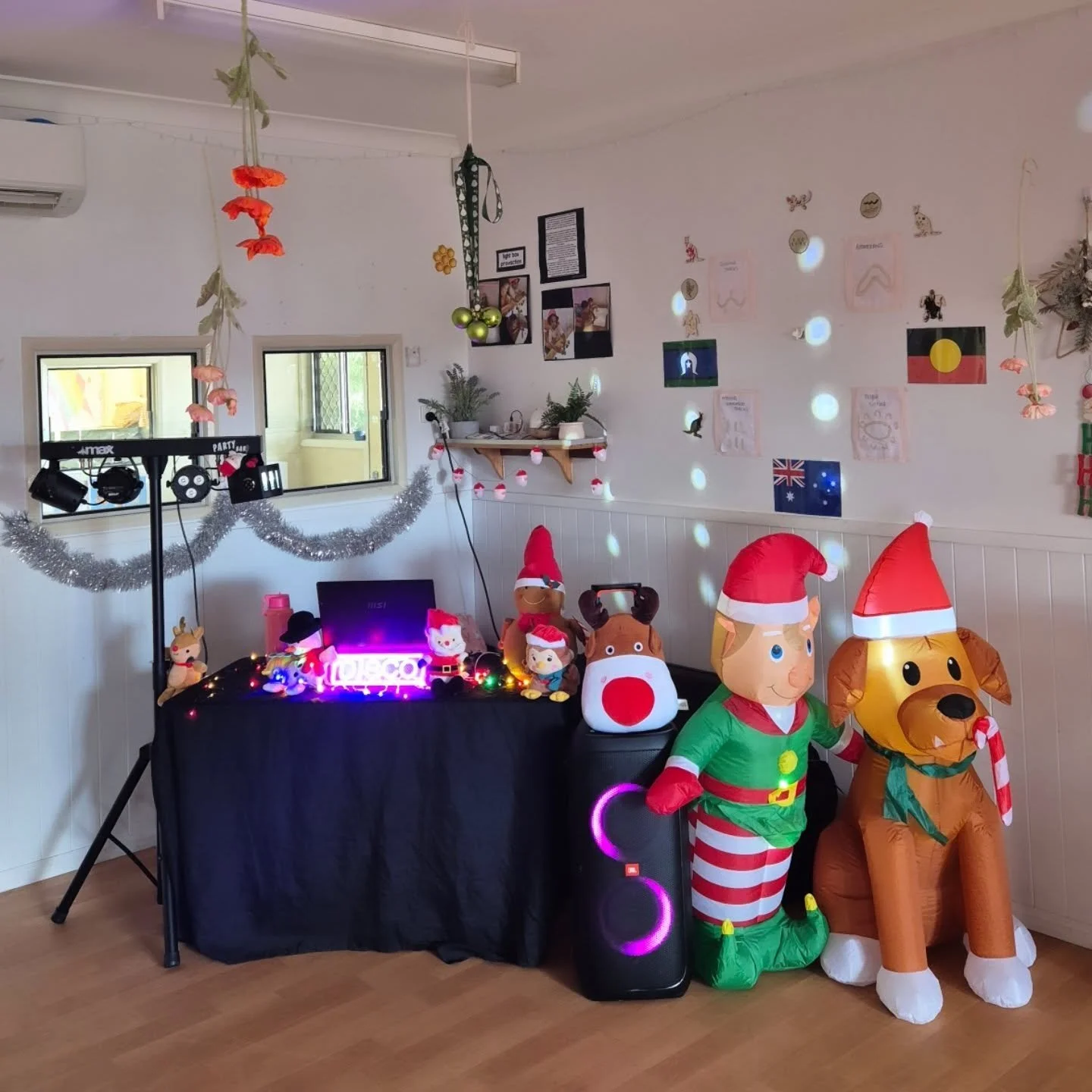 Seven sleeps 💤✨️🎄🎅🏻🧚&zwj;♀️ 

#jumbofunk #mobiledj #christmasentertainment #childrensentertainment #daycareprovider #danceparty #merrychristmas