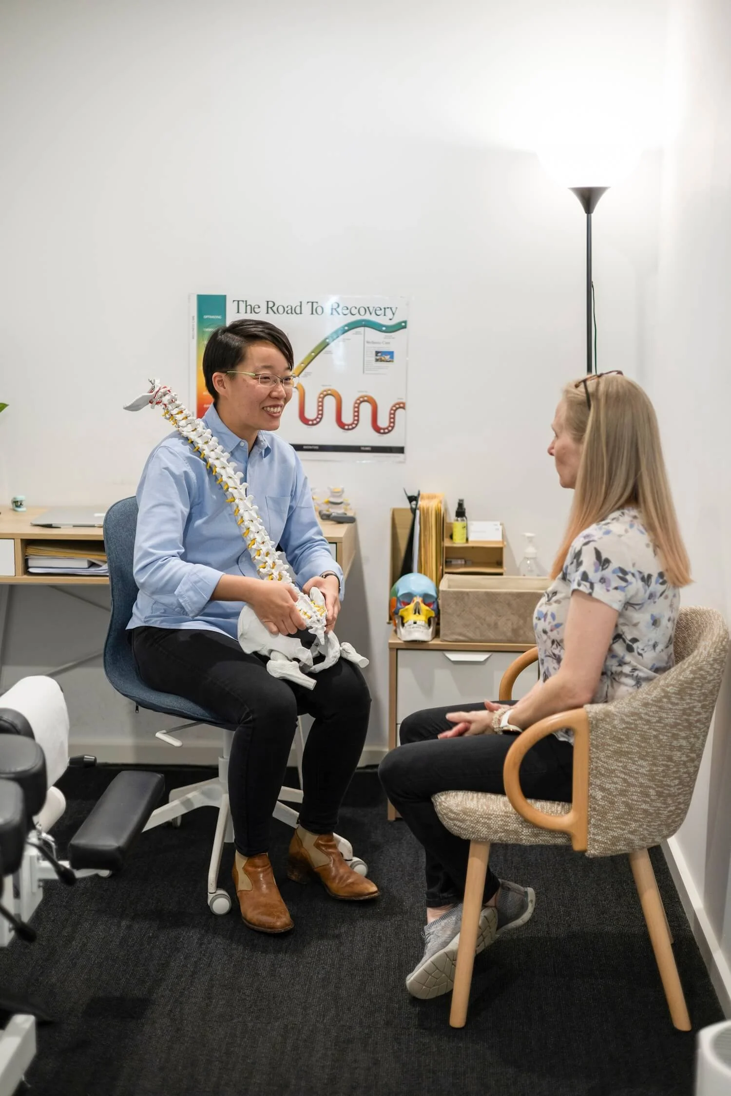 A proven chiropractic process to reduce your pain and improve your function: Step 1: We diagnose