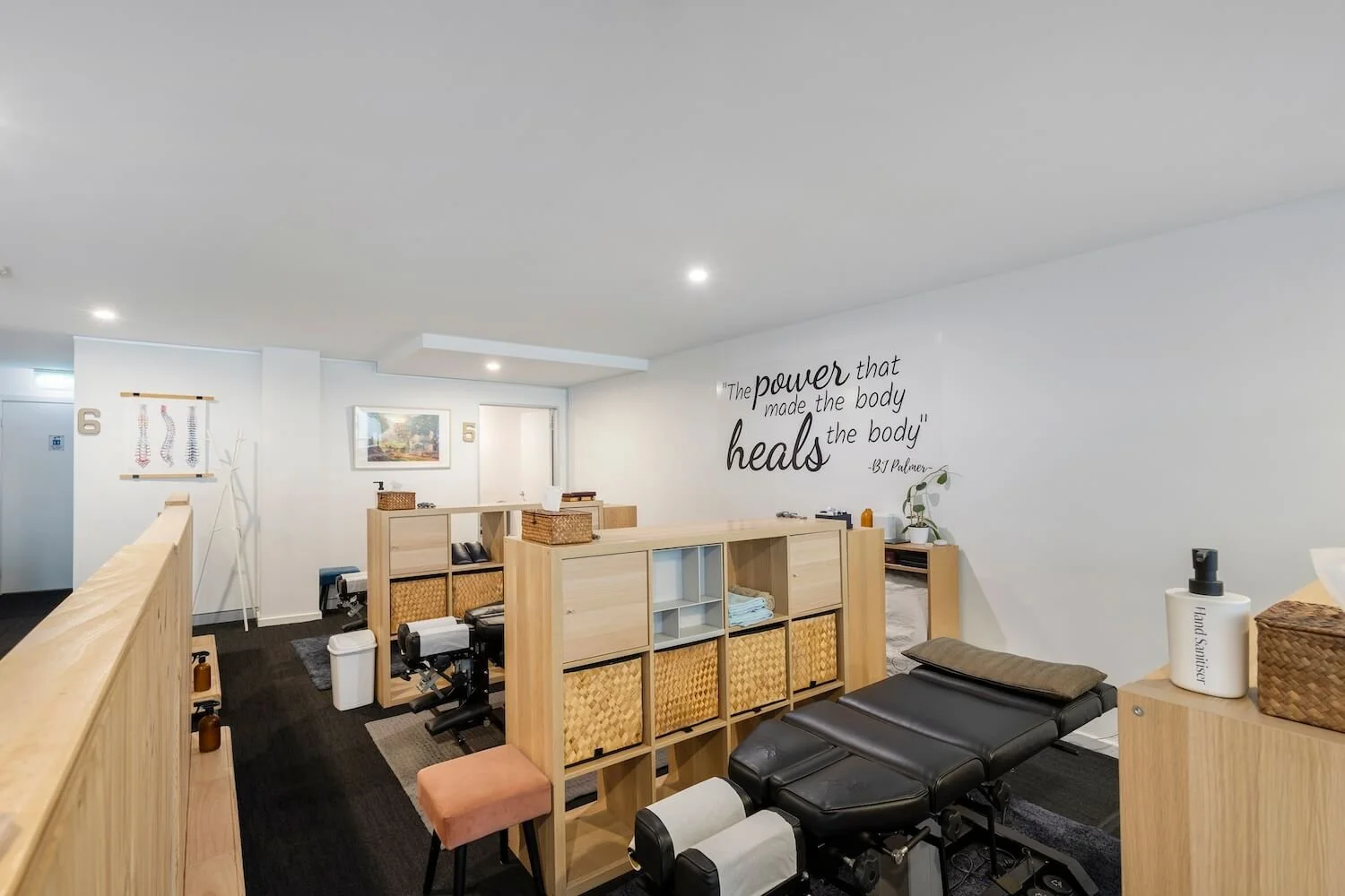 Capital Chiro - Adjusting Area and Chiropractic tables