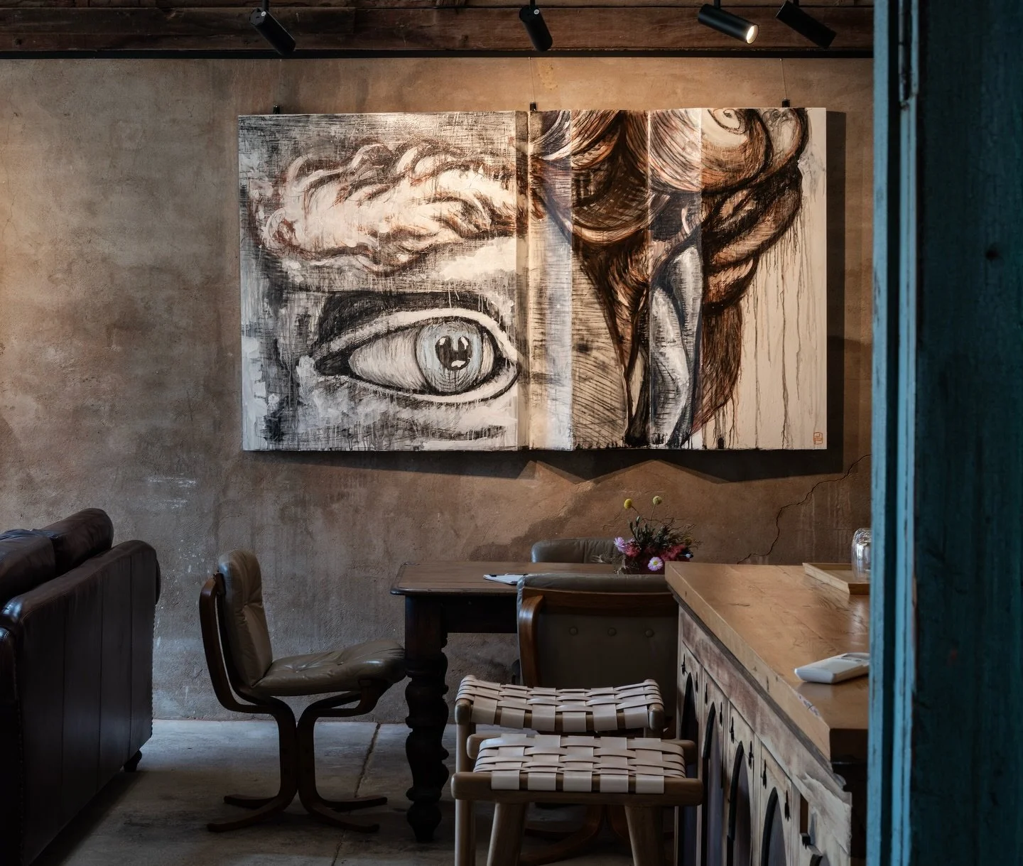 We are looking forward to seeing you this weekend for &lsquo;Geography of the Soul&rsquo; 

Artwork by @jason_pevreall_art in the Art Lounge.