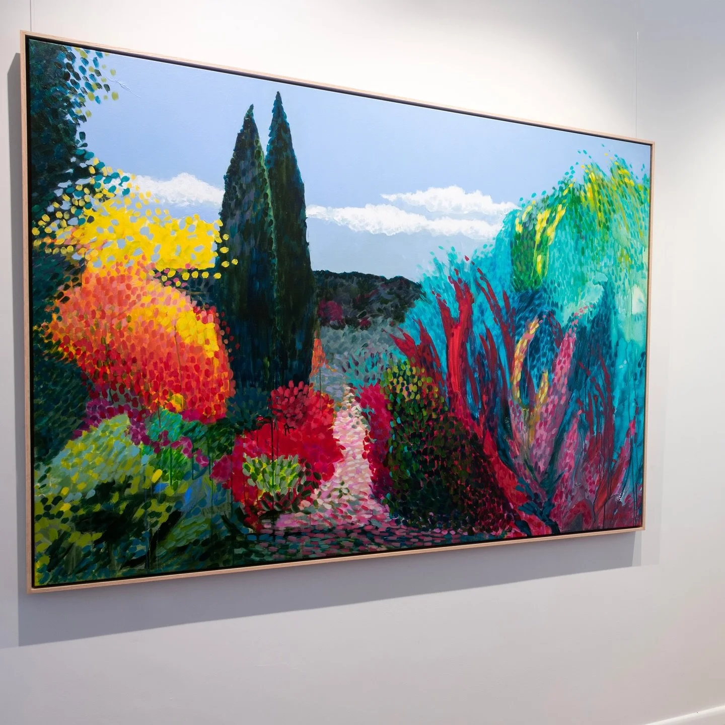 Sonya Unwin exudes joy in her large landscapes. Be drawn down the garden path into gardens of wonder.

Wonderground gallery and Mirus cellar door open Friday - Sunday 11-4pm