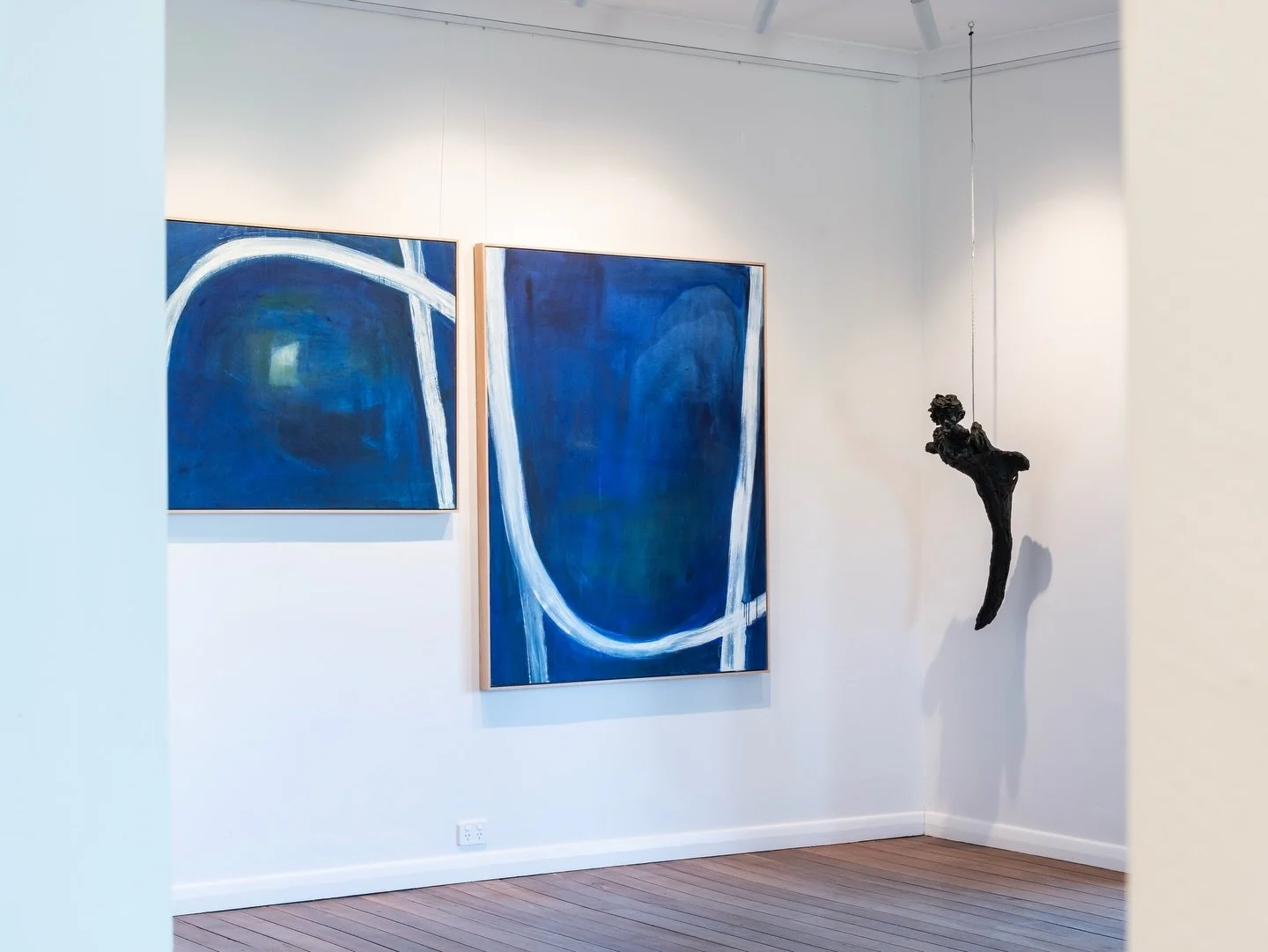 Our very own Kirsty Kingsley has created a work that changes with the space, a diptych inspired by swings, that can be hung together in ever changing forms.

Hanging literally with Juliane Brandt&rsquo;s incredible Momentary. @jbgalerie 

Artwork Kir