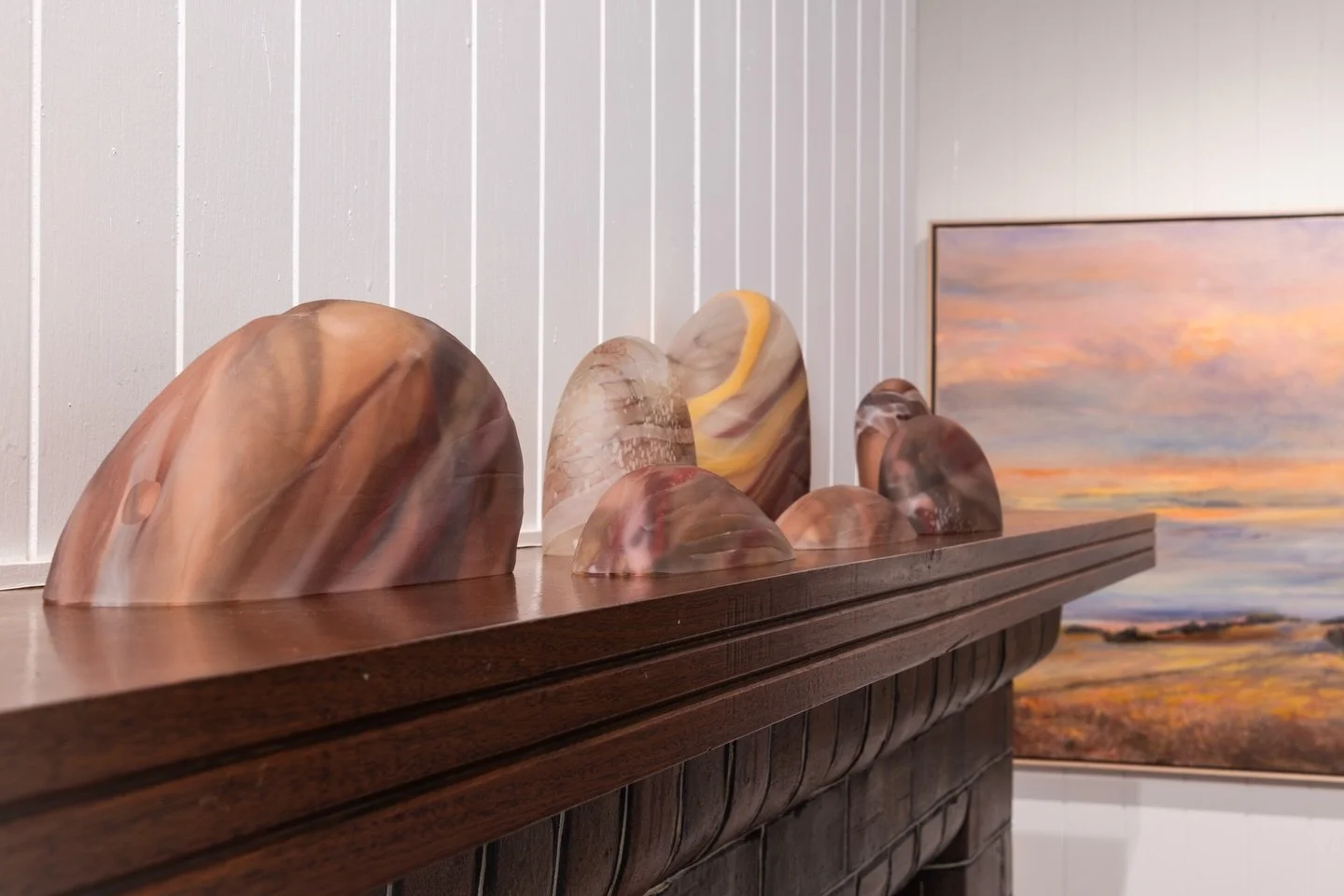 Art imitating life imitating art 

Alexandra Hirst inspired by the painted desert with her blown and carved glass &lsquo;Down the Oodnadatta Track&rsquo;

Set against Karen Slape&rsquo;s &lsquo;Pastoral Sunset&rsquo;
