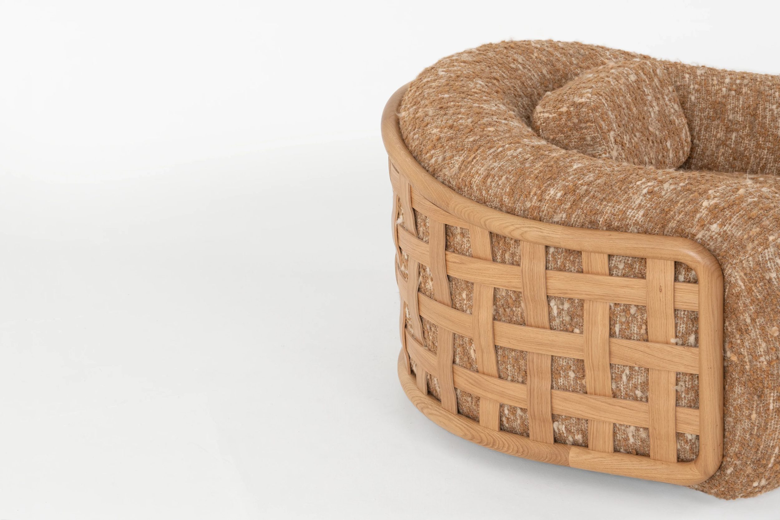 Galileo Club Chair4.png (Copy)