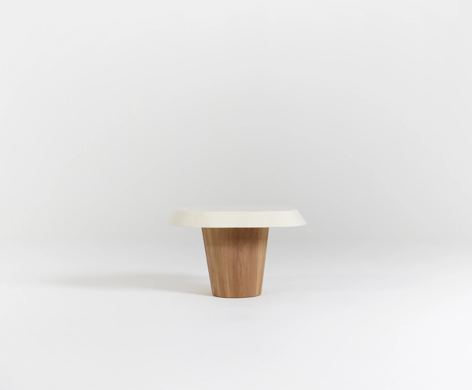 Geridon Galet Side Table1.png