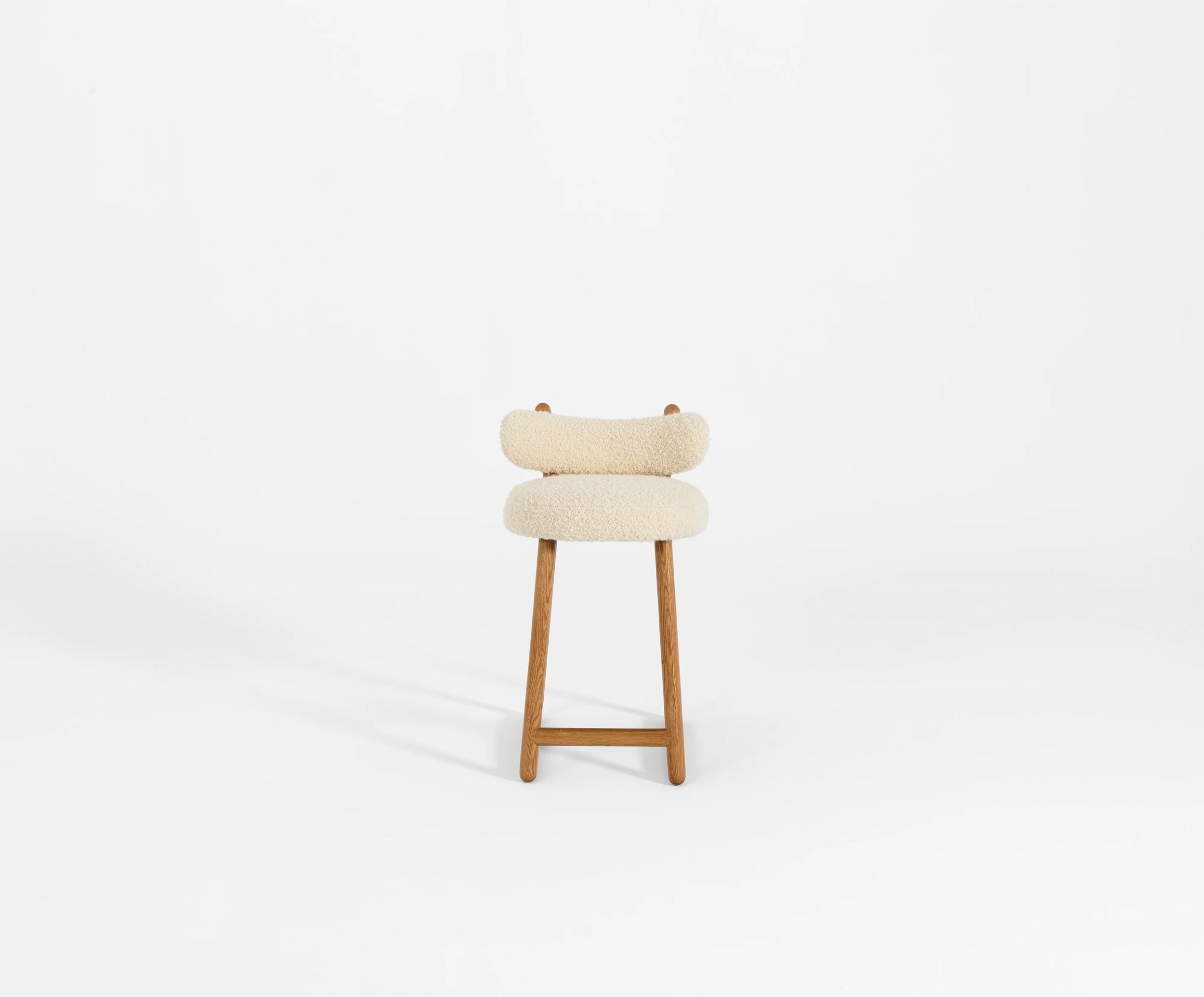 Polus 005 Chair 4.png