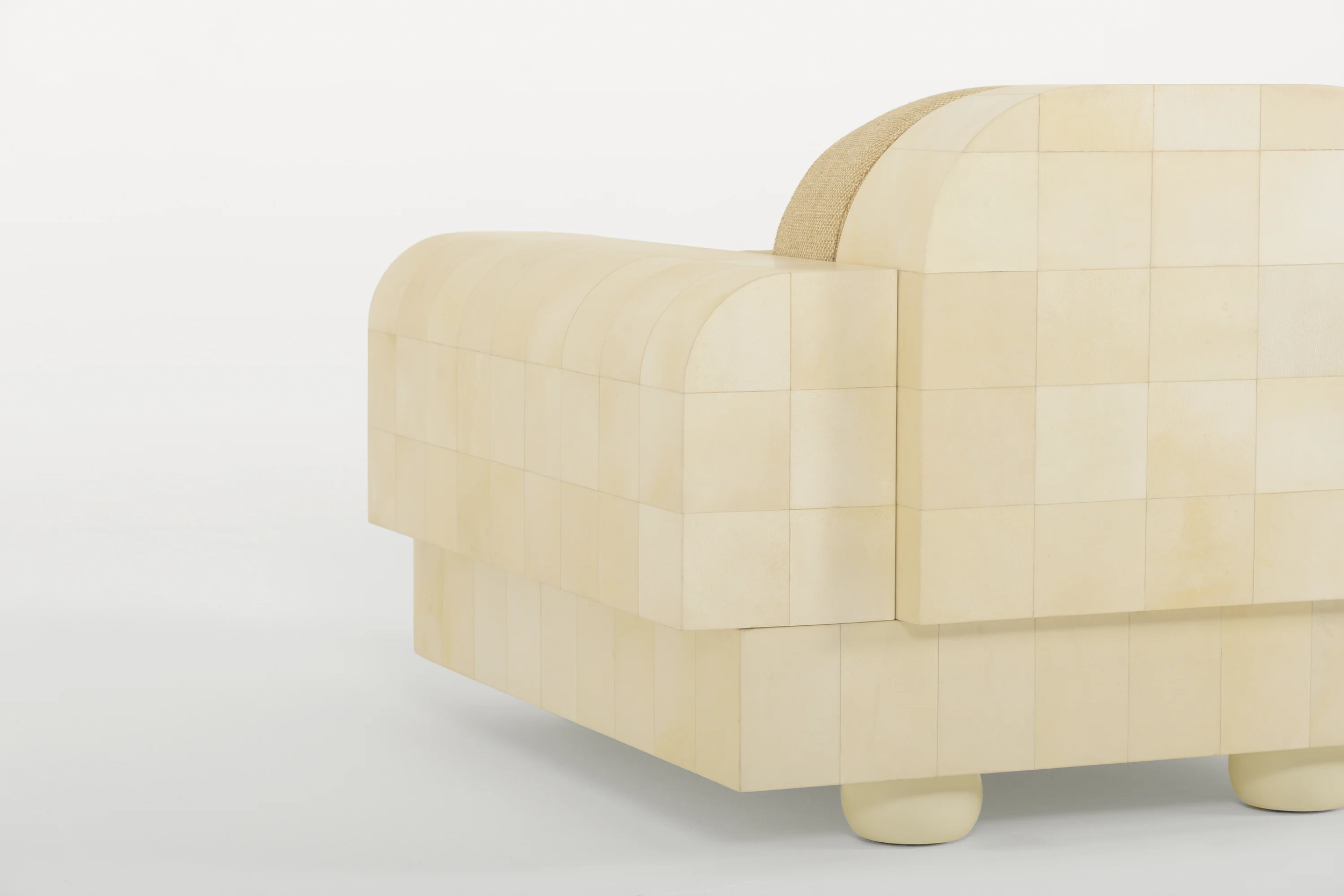 Parchment Smoking Chair 5.png